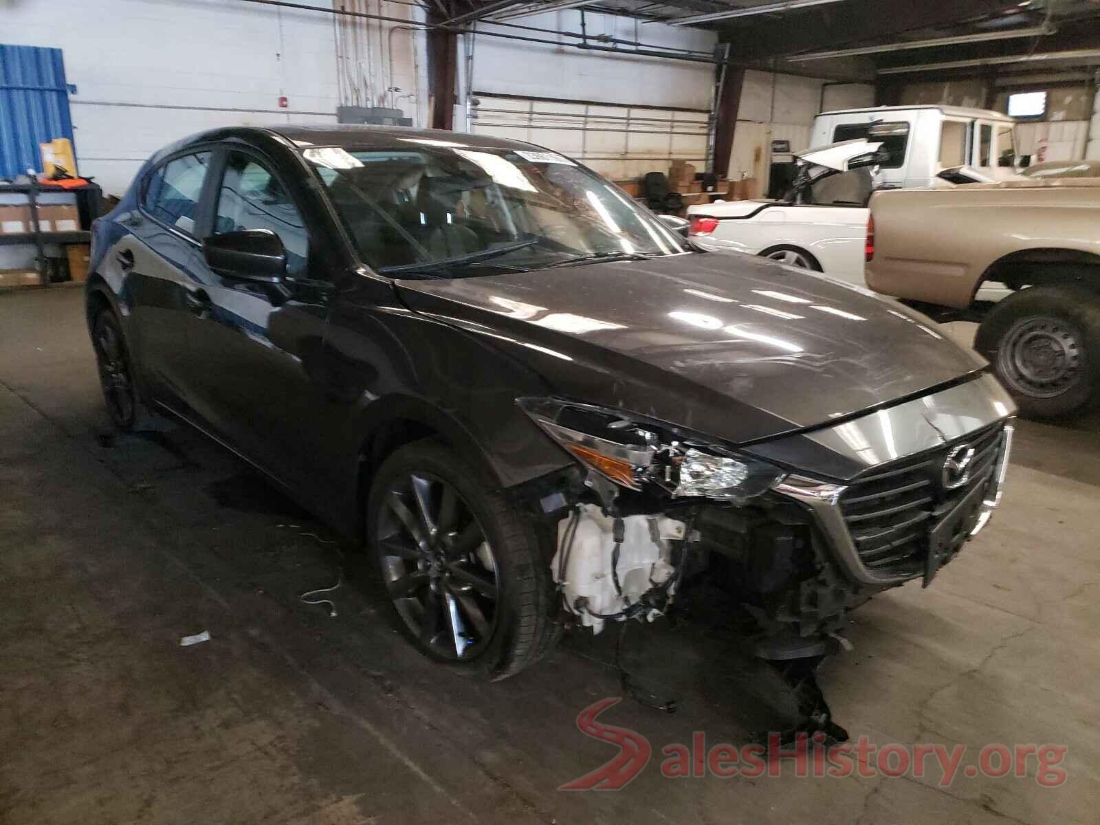 3MZBN1L32JM169499 2018 MAZDA 3