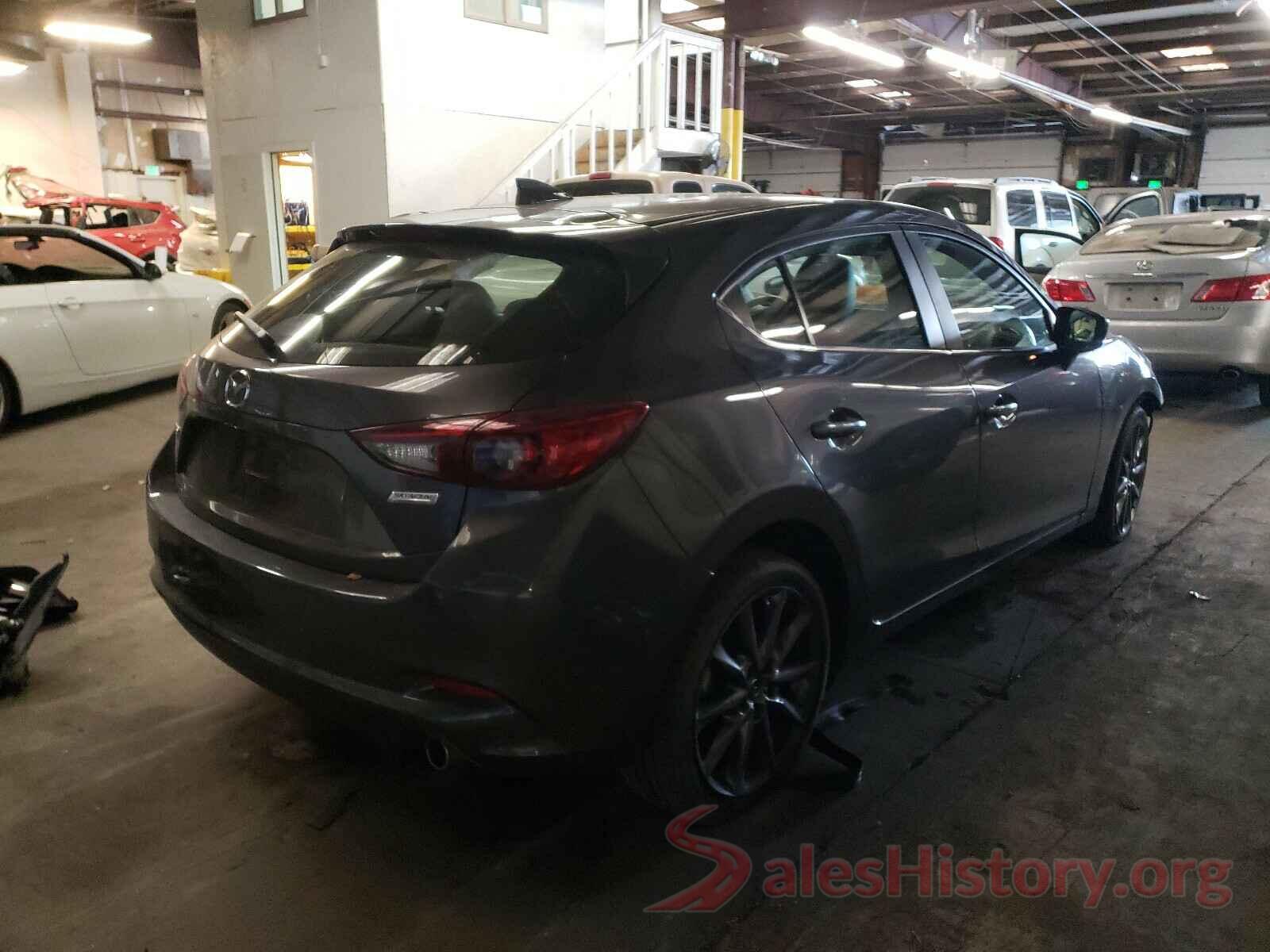 3MZBN1L32JM169499 2018 MAZDA 3