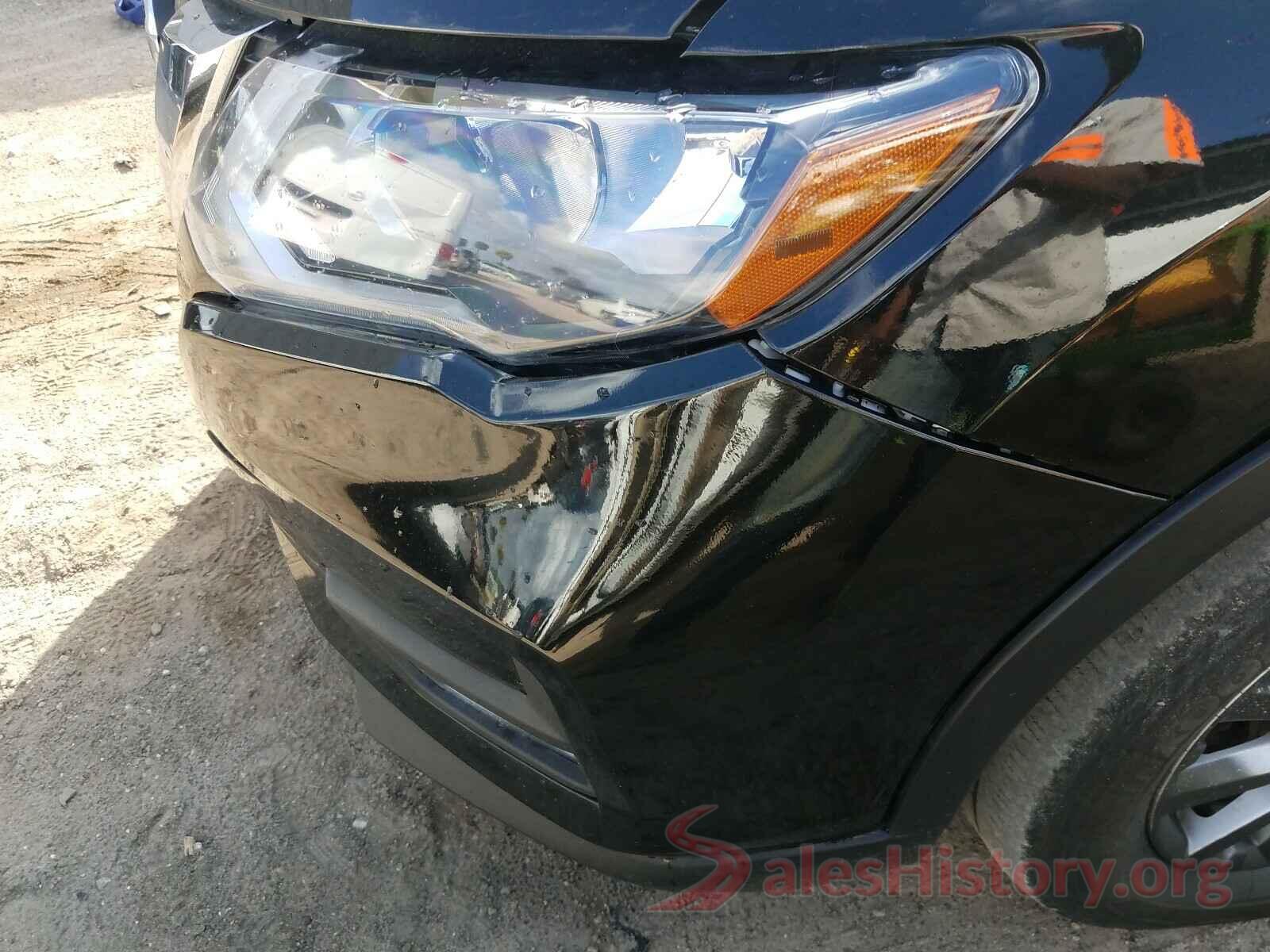 KNMAT2MV5JP511645 2018 NISSAN ROGUE