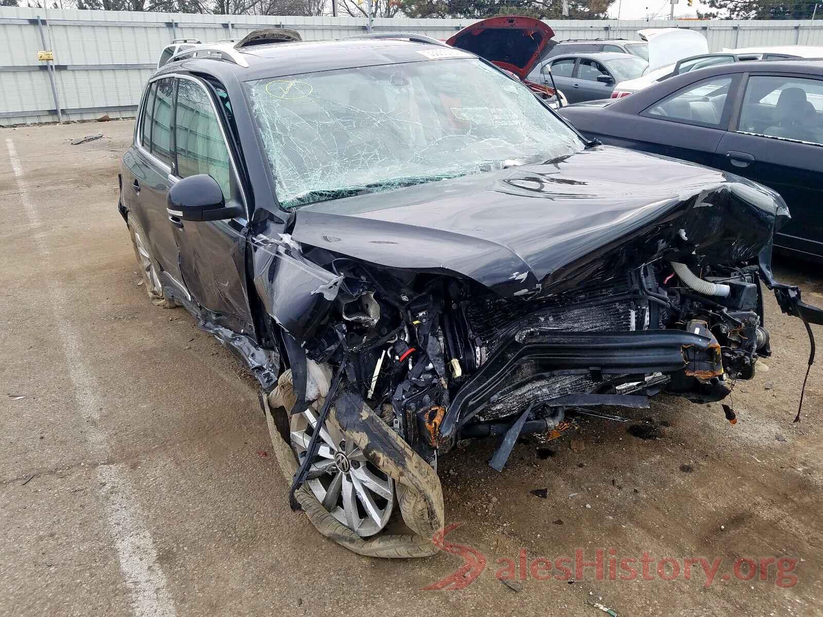 WVGRV7AX6HK000013 2017 VOLKSWAGEN TIGUAN