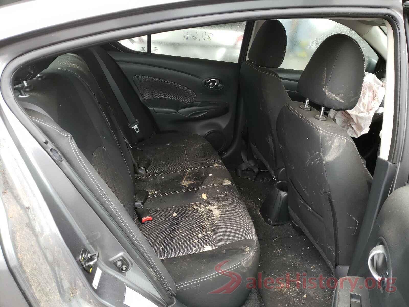 3N1CN7AP0JL857641 2018 NISSAN VERSA