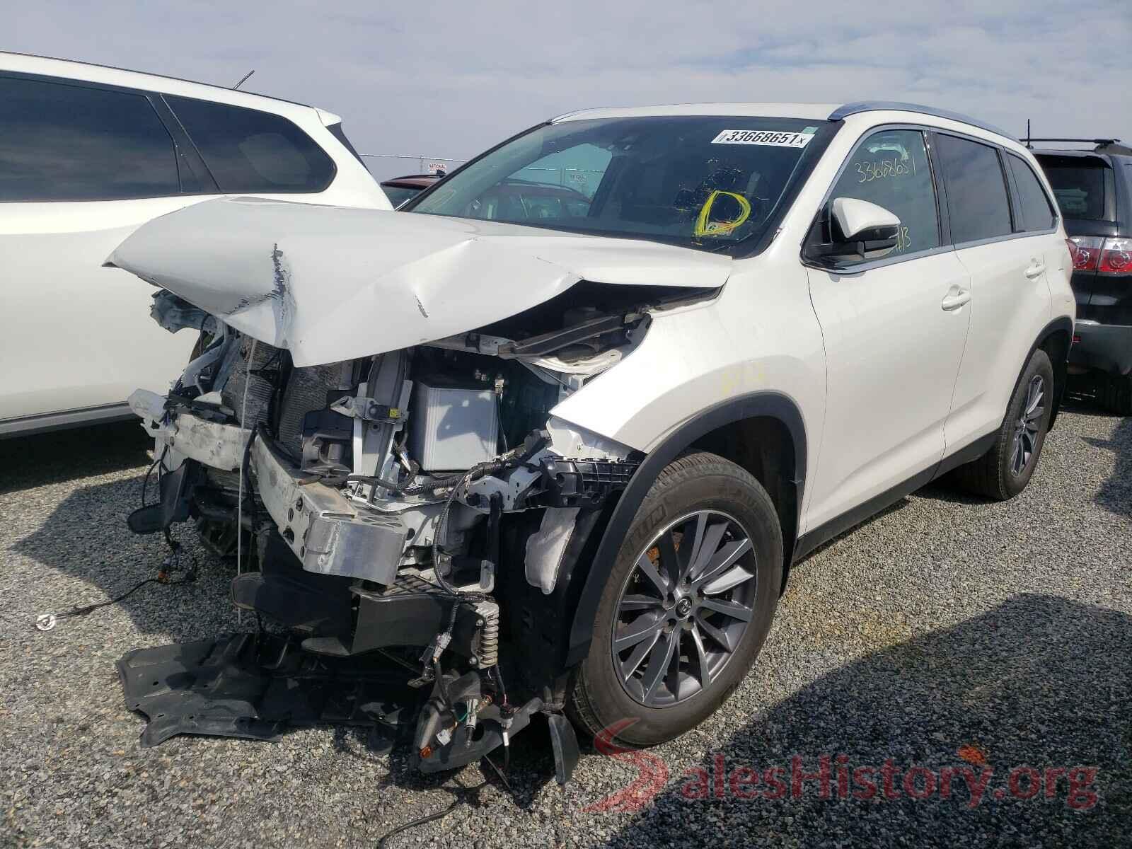 5TDJZRFH9KS930698 2019 TOYOTA HIGHLANDER