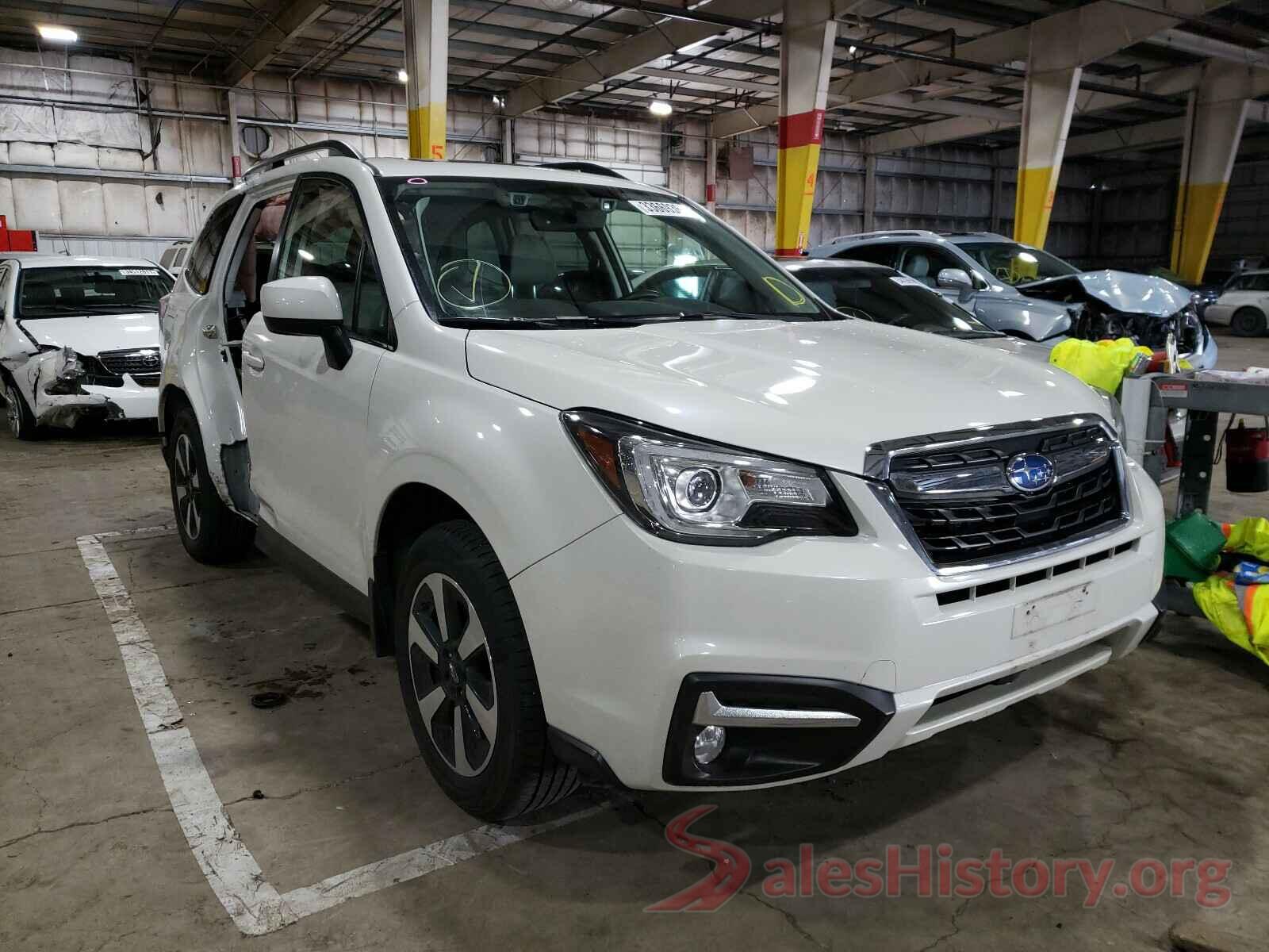 JF2SJARC7JH601323 2018 SUBARU FORESTER