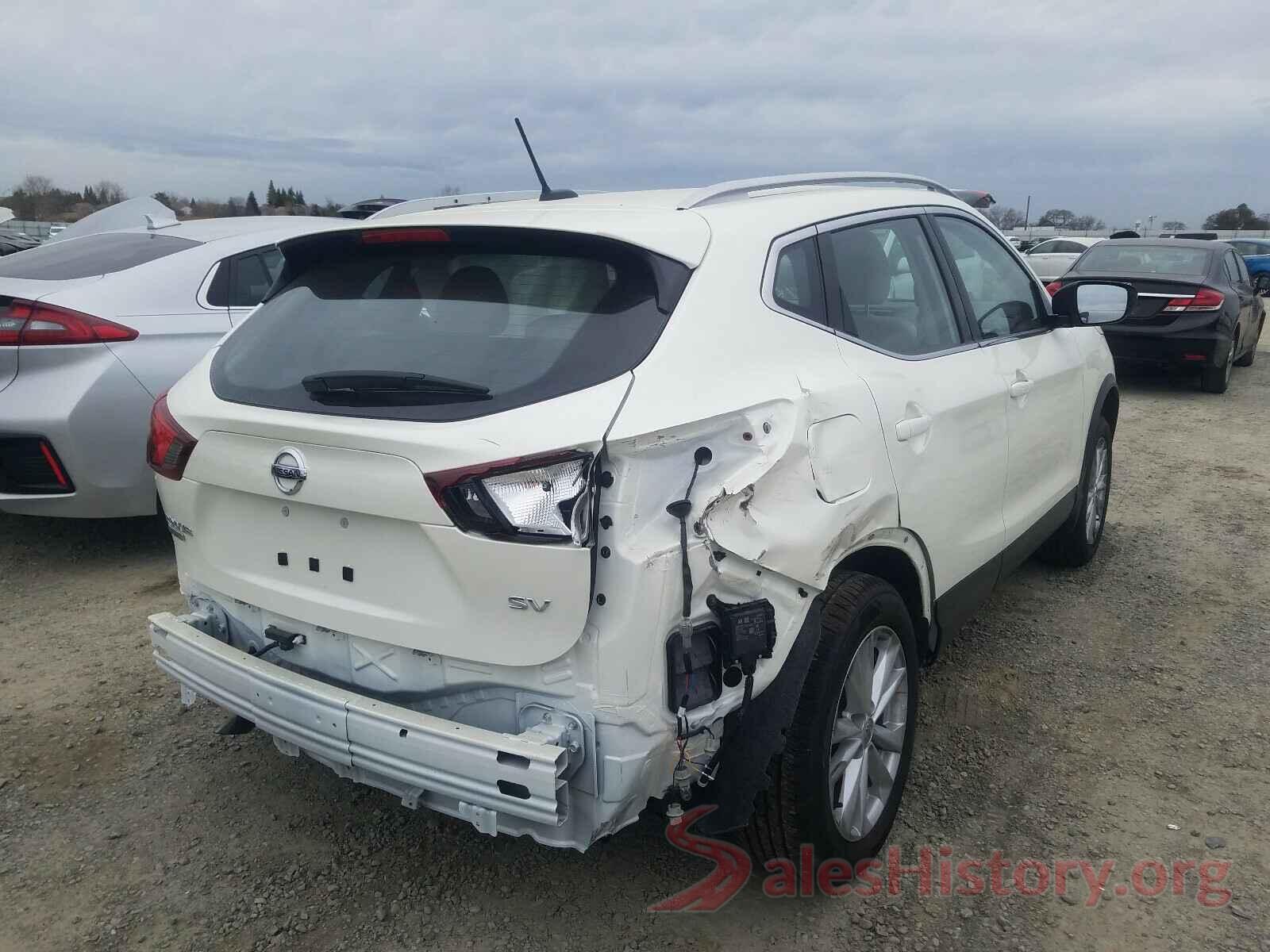 JN1BJ1CP2JW160001 2018 NISSAN ROGUE