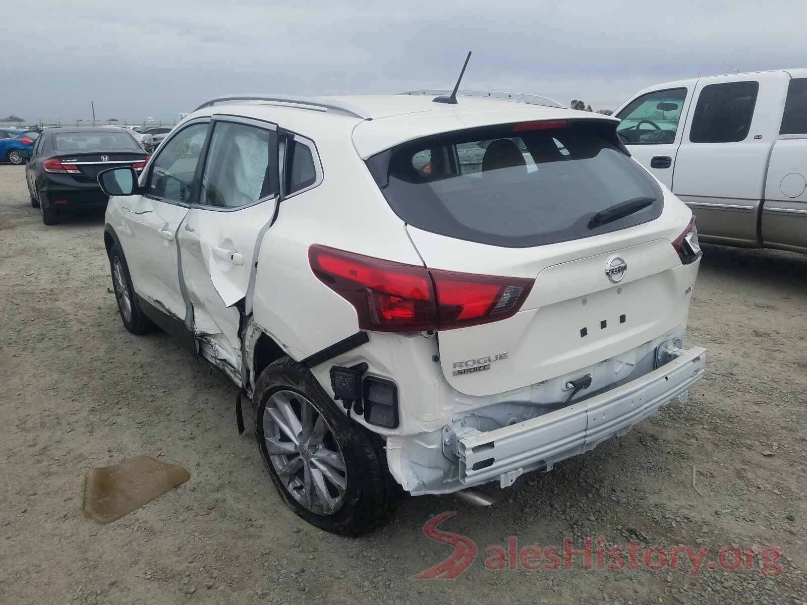 JN1BJ1CP2JW160001 2018 NISSAN ROGUE