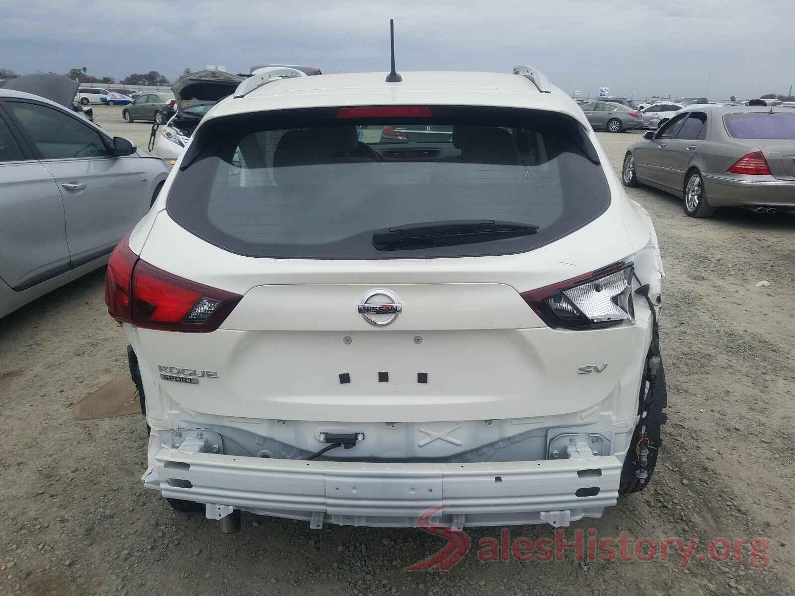 JN1BJ1CP2JW160001 2018 NISSAN ROGUE