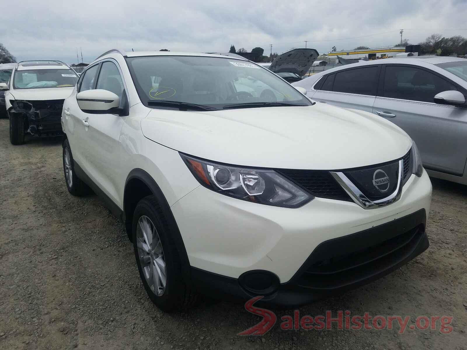 JN1BJ1CP2JW160001 2018 NISSAN ROGUE