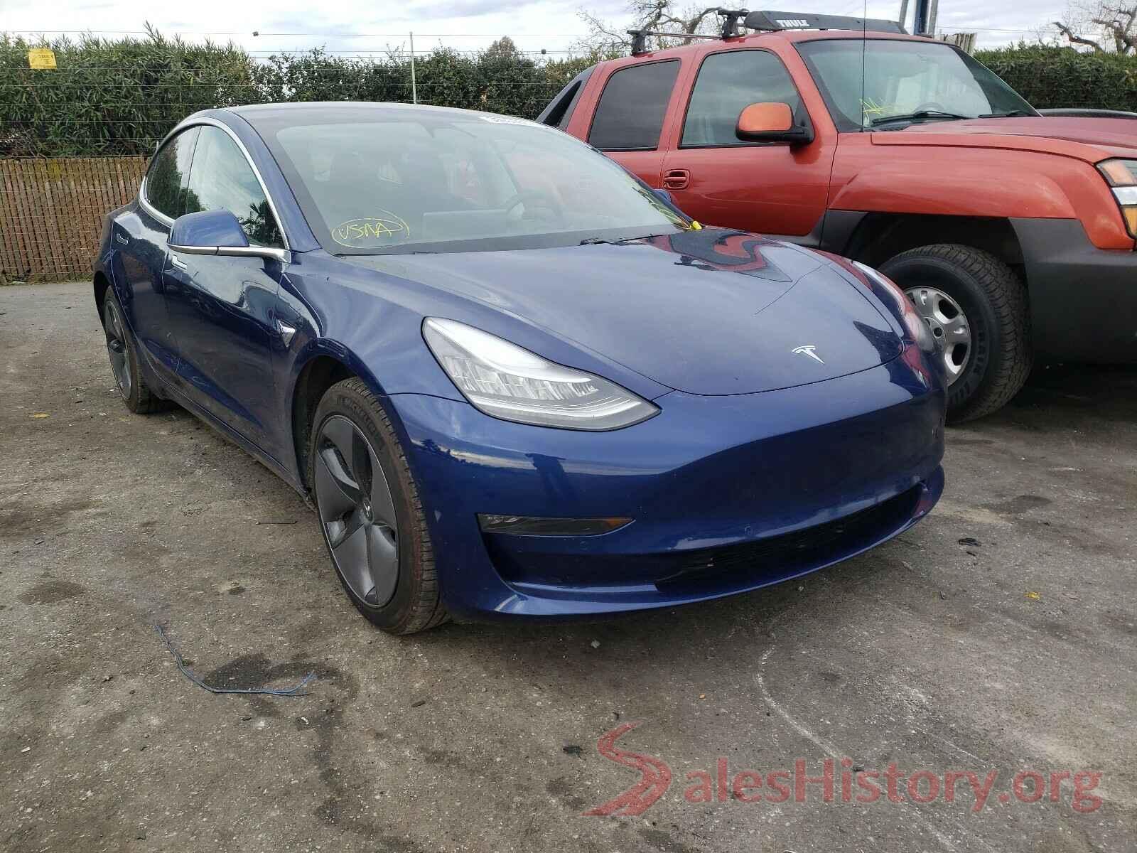 5YJ3E1EB8KF211000 2019 TESLA MODEL 3