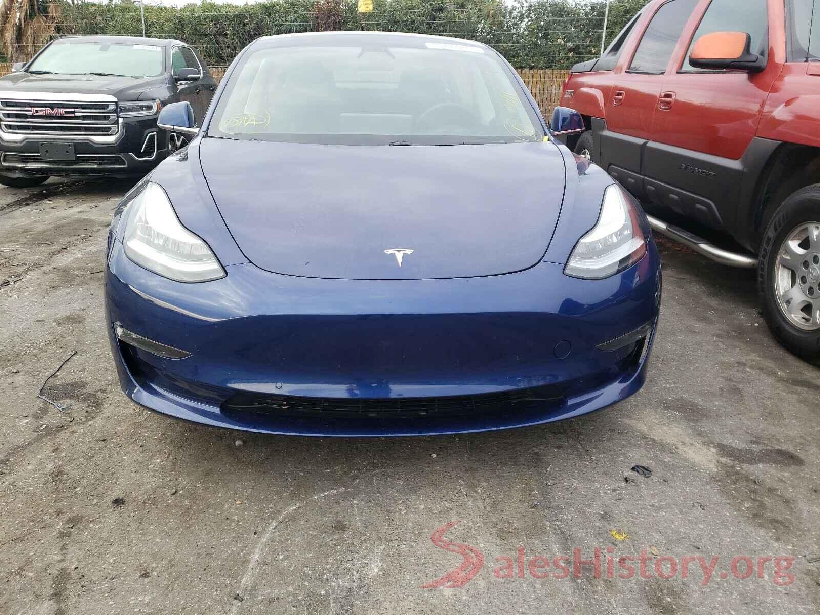 5YJ3E1EB8KF211000 2019 TESLA MODEL 3