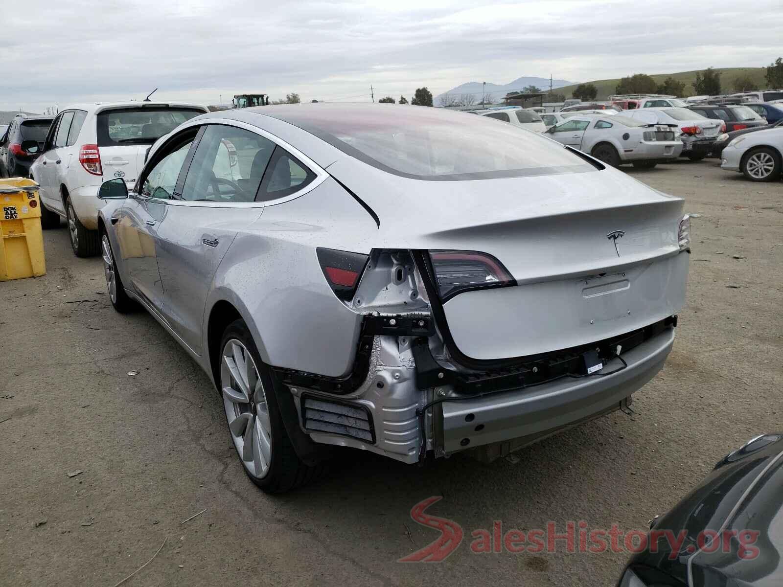 5YJ3E1EA3JF048682 2018 TESLA MODEL 3