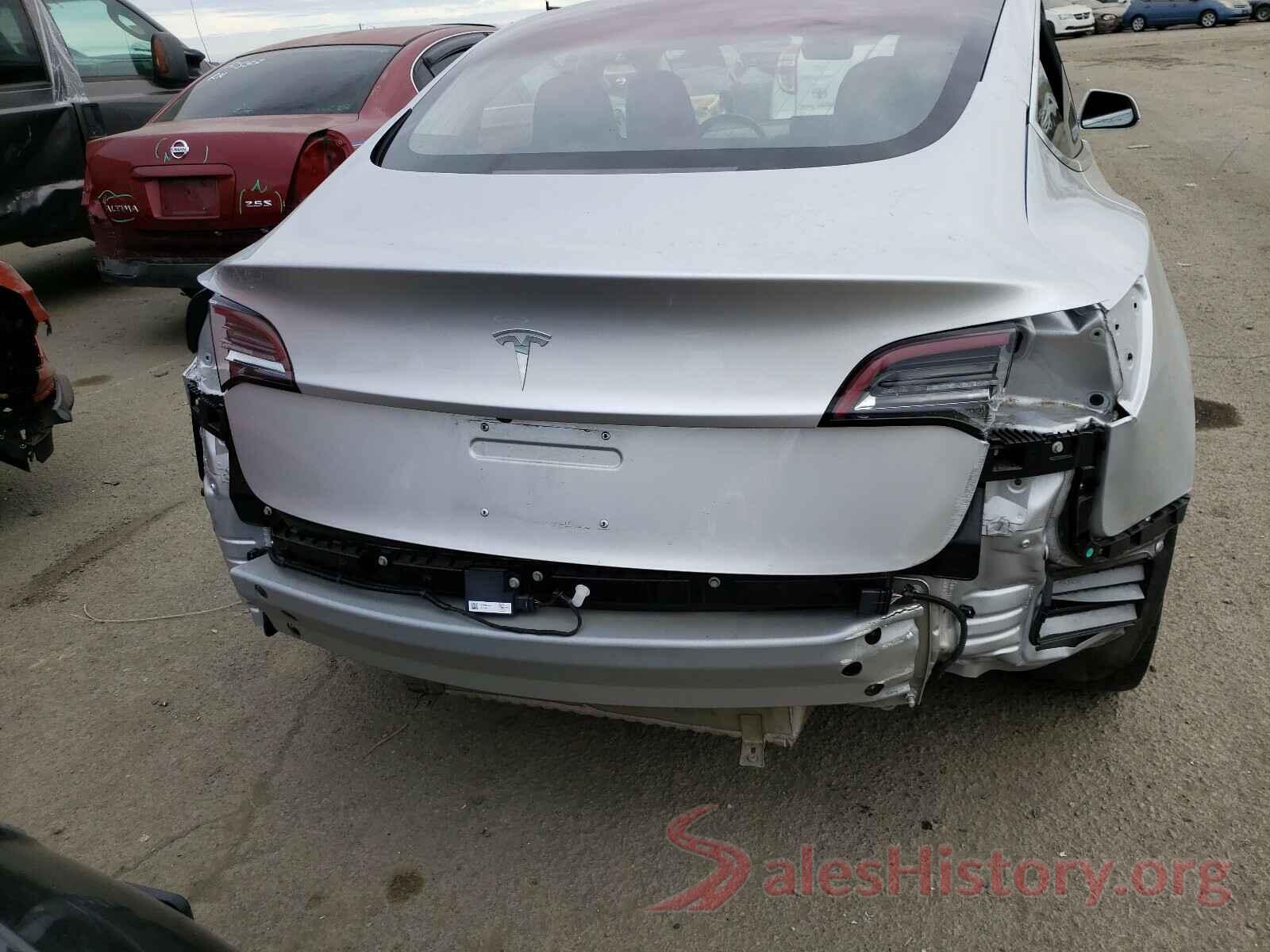 5YJ3E1EA3JF048682 2018 TESLA MODEL 3