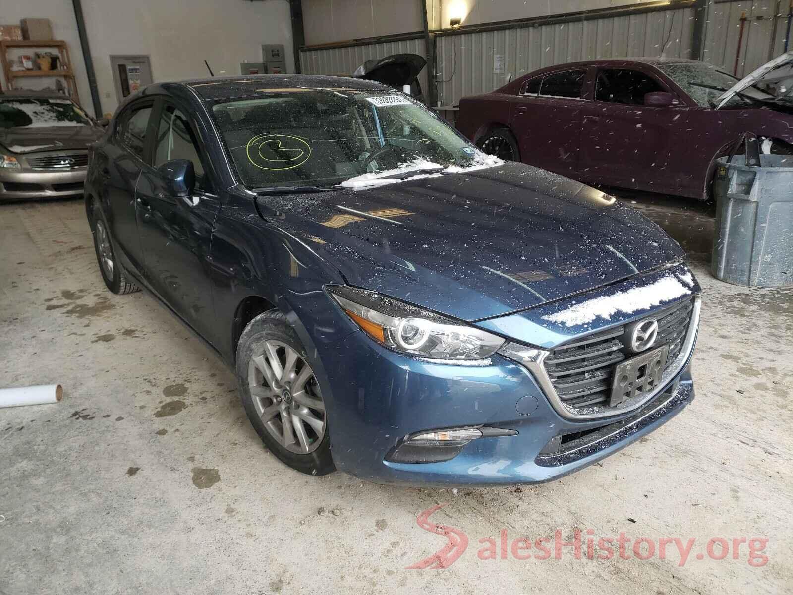 3MZBN1K73JM240570 2018 MAZDA 3