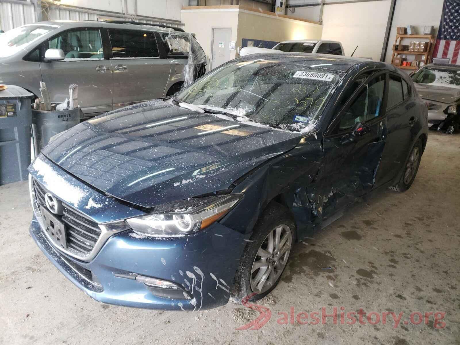 3MZBN1K73JM240570 2018 MAZDA 3