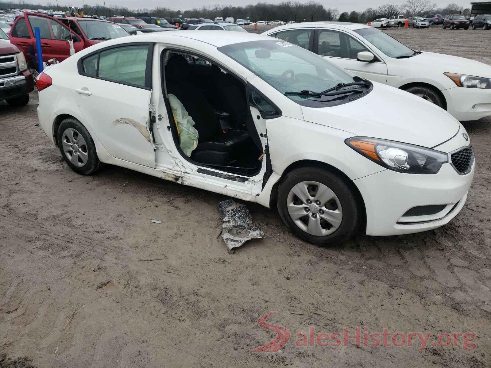 KNAFK4A69G5586576 2016 KIA FORTE