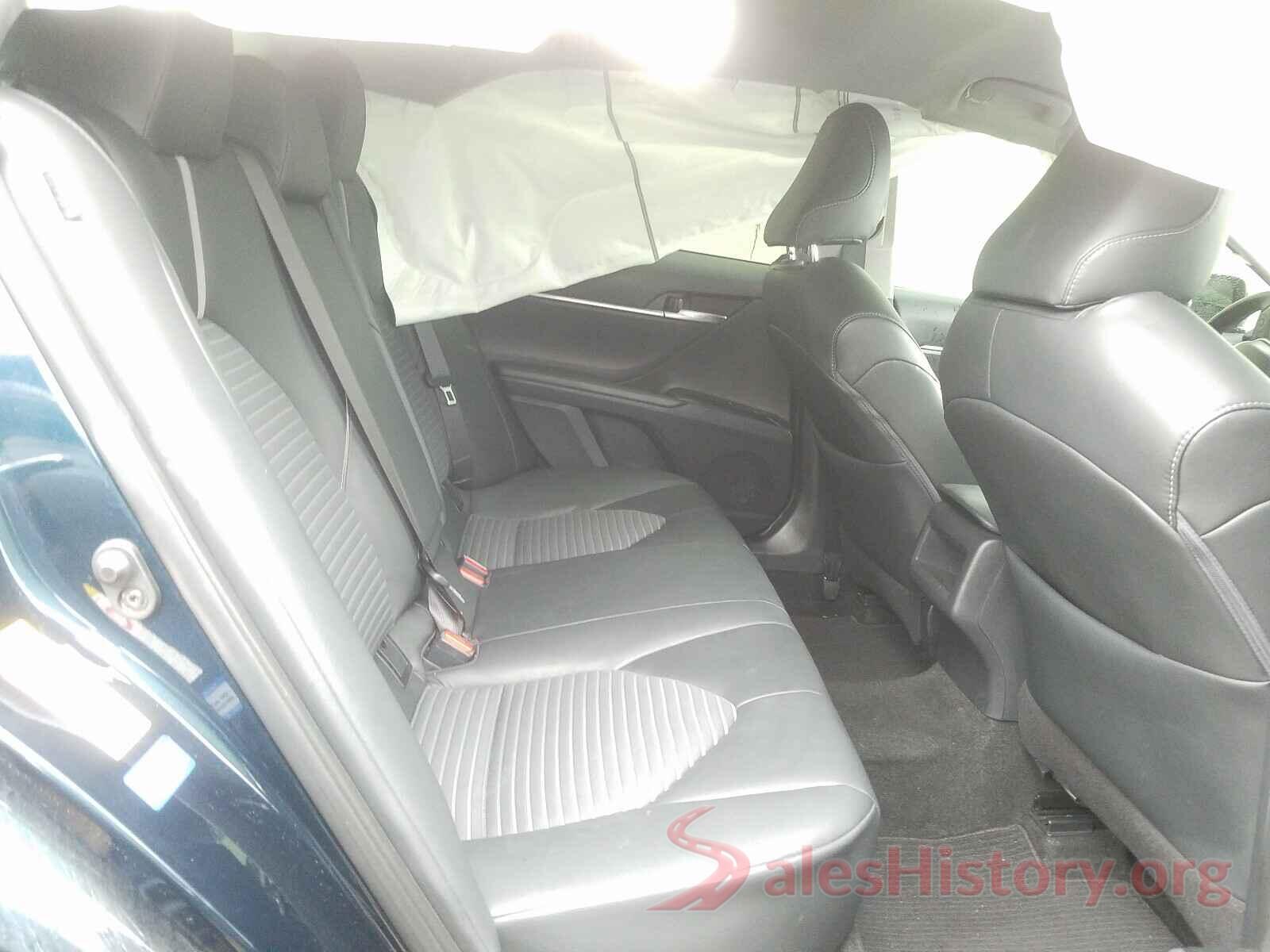 4T1B11HK0JU510761 2018 TOYOTA CAMRY