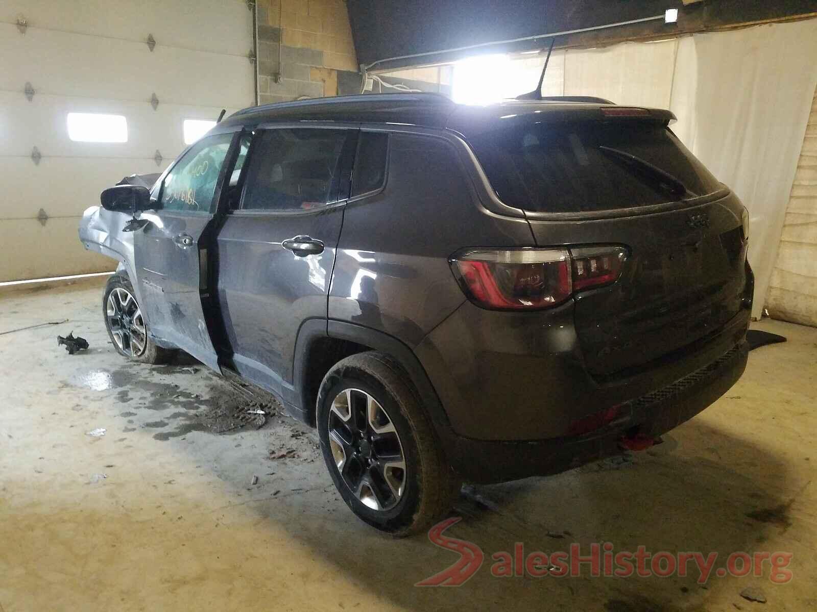 3C4NJDDB5JT192400 2018 JEEP COMPASS