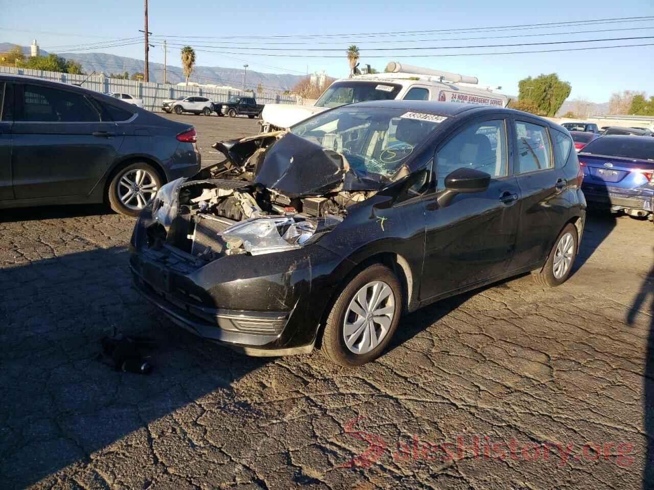 3N1CE2CP3KL363498 2019 NISSAN VERSA