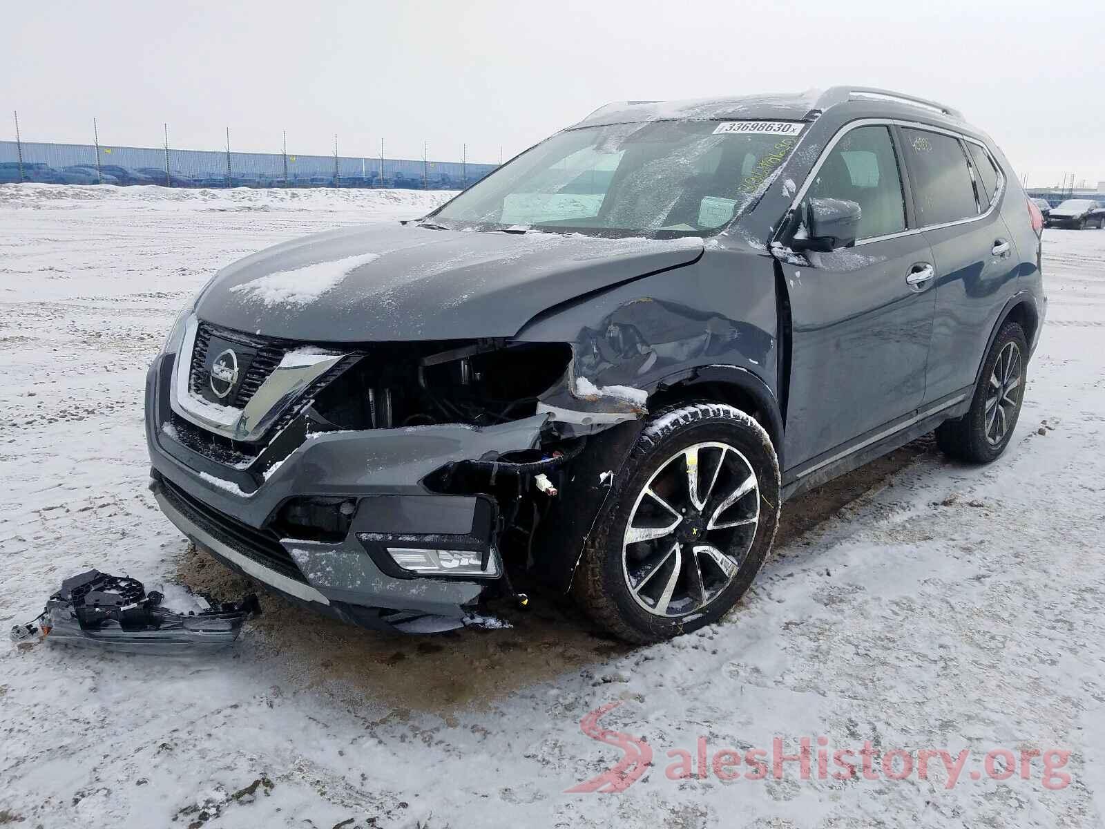 5N1AT2MV4HC857201 2017 NISSAN ROGUE