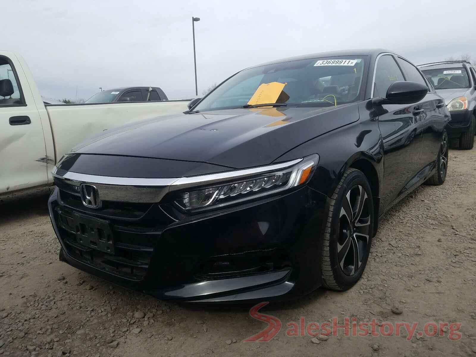 1HGCV1F12JA162522 2018 HONDA ACCORD