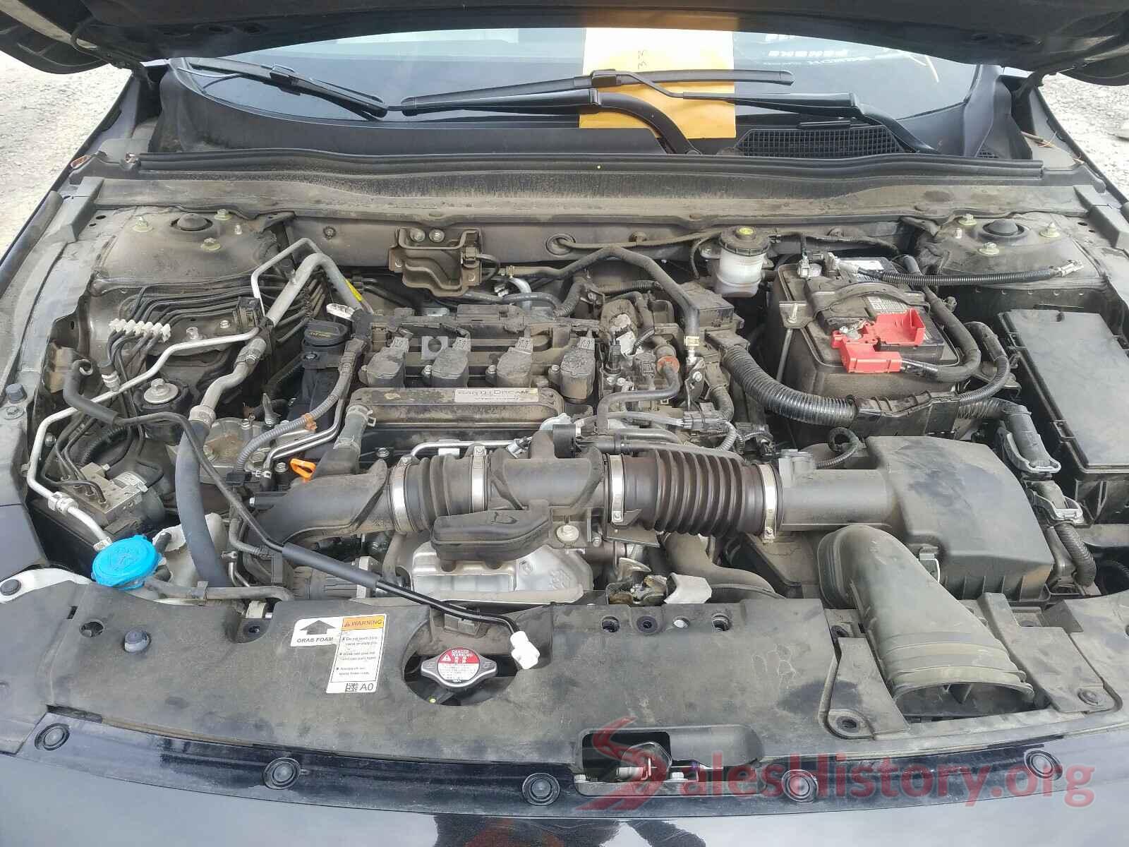 1HGCV1F12JA162522 2018 HONDA ACCORD