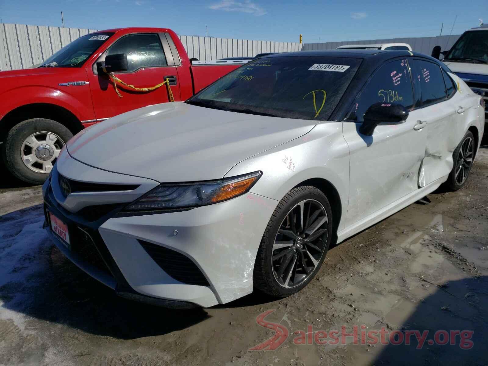 4T1B61HK0JU095829 2018 TOYOTA CAMRY