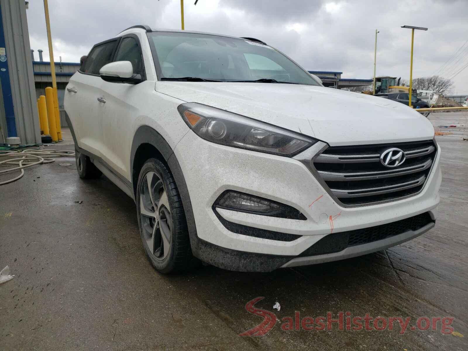 KM8J3CA20JU757158 2018 HYUNDAI TUCSON