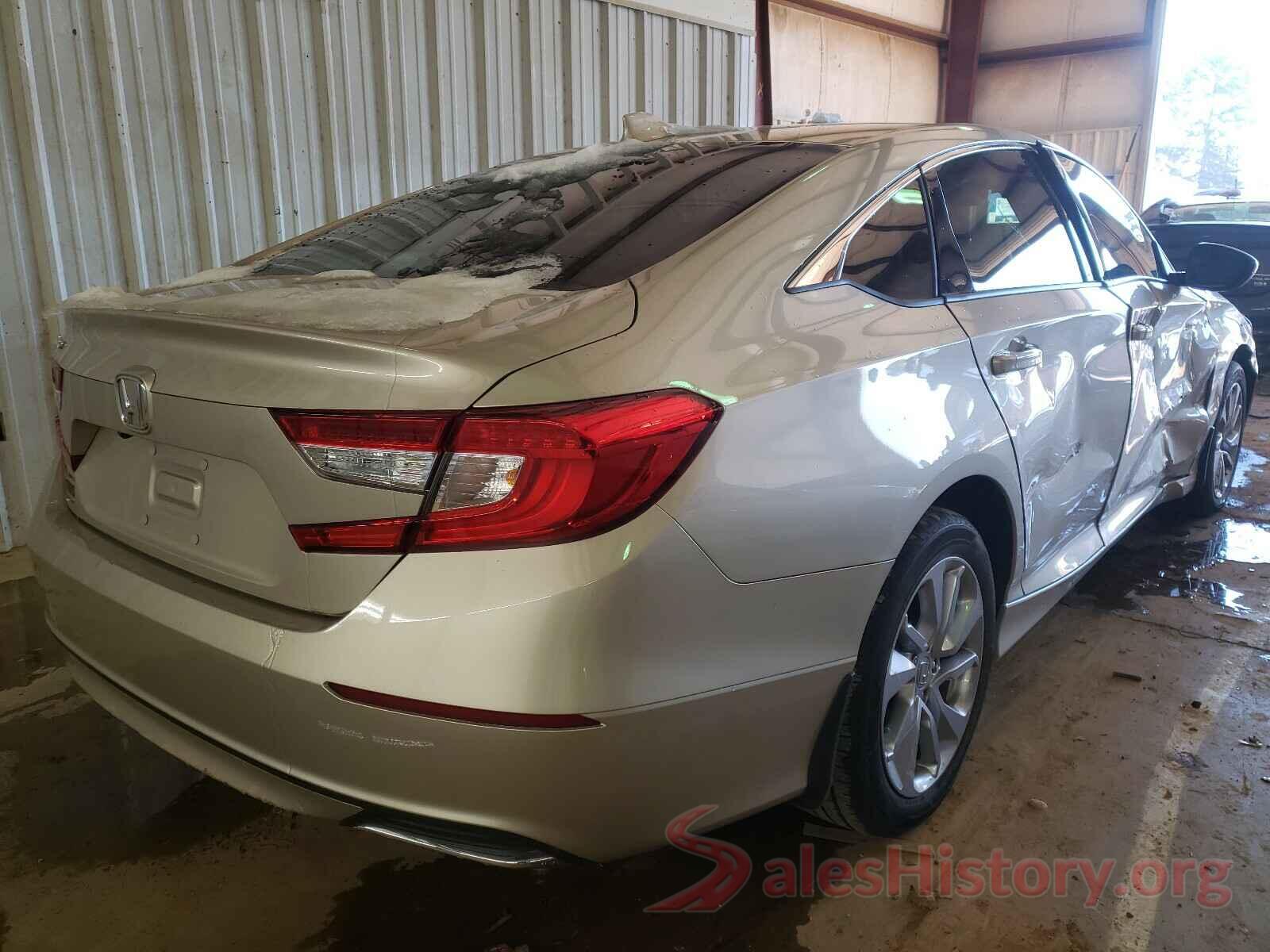 1HGCV1F18JA033300 2018 HONDA ACCORD