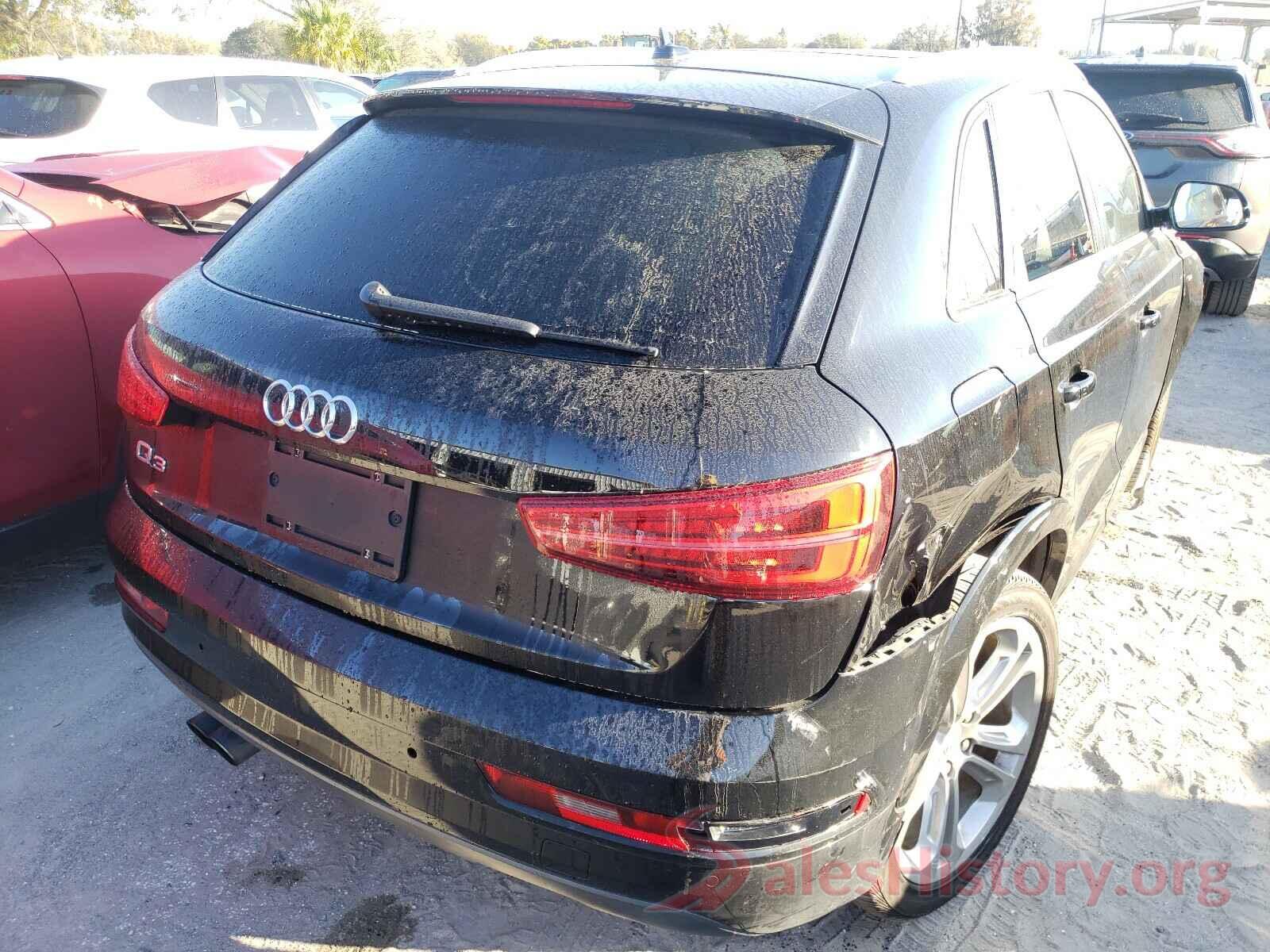 WA1BCCFS5JR034758 2018 AUDI Q3