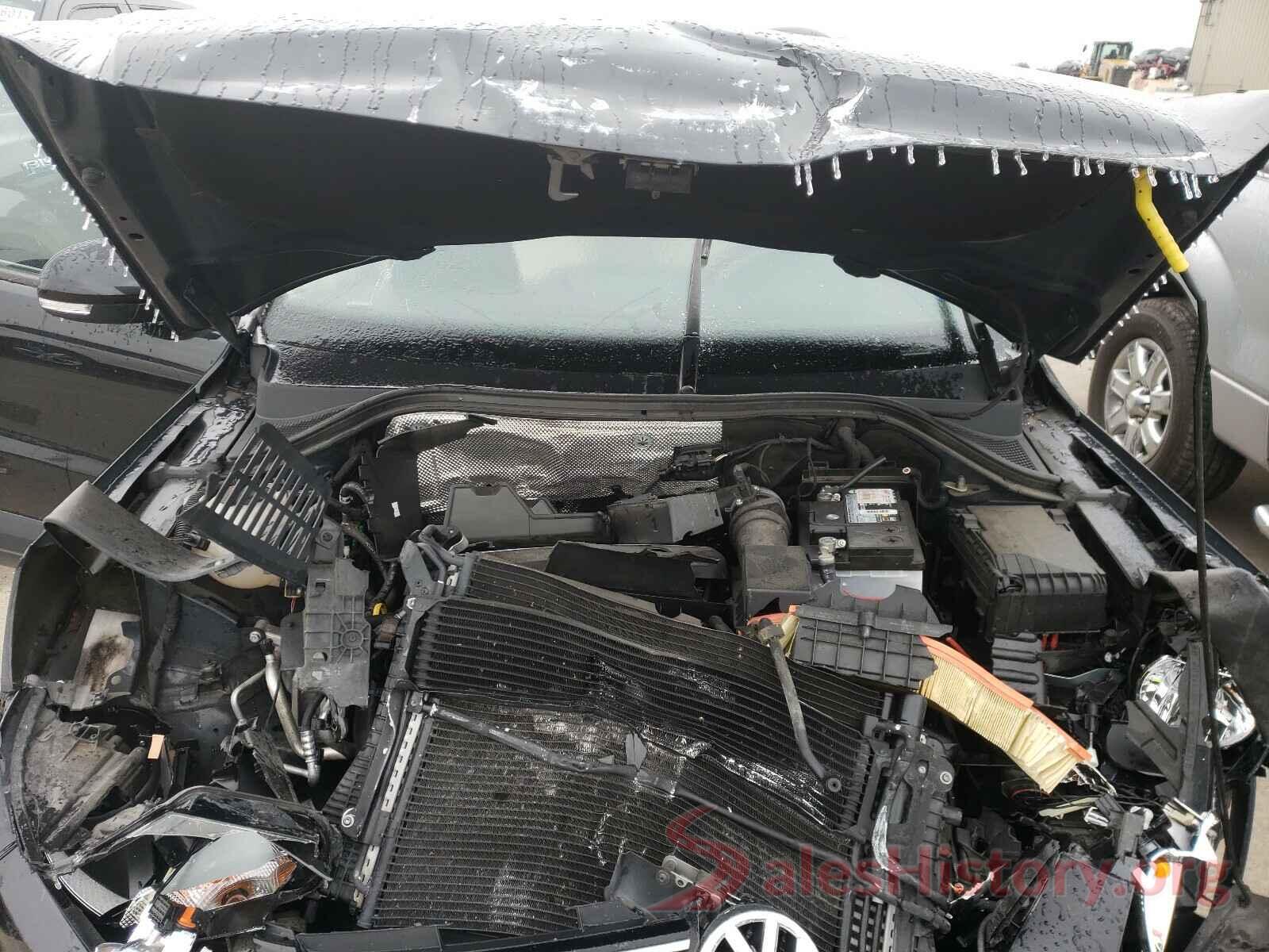 WVGAV7AX4HK020967 2017 VOLKSWAGEN TIGUAN