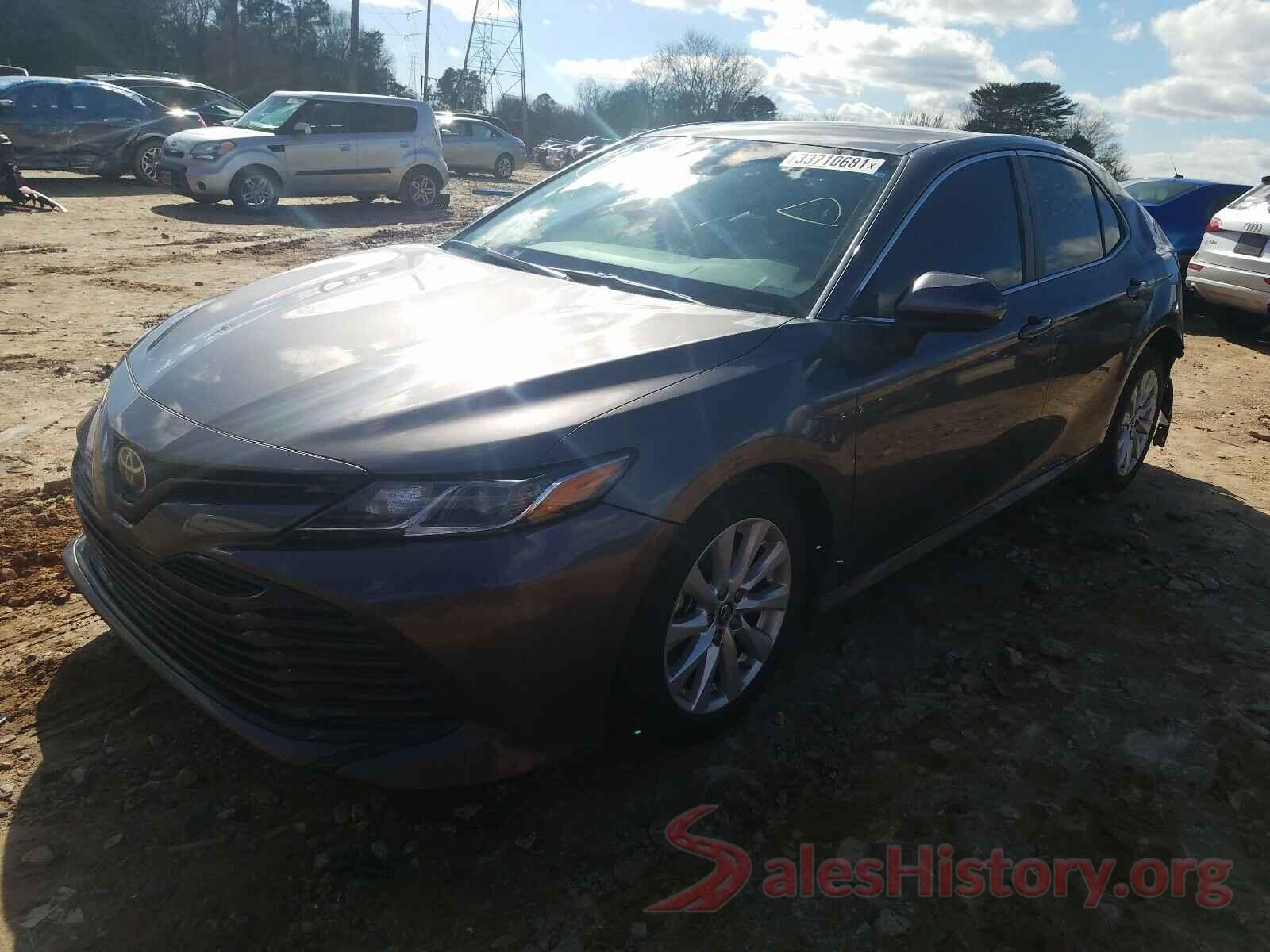 4T1B11HK0JU538091 2018 TOYOTA CAMRY