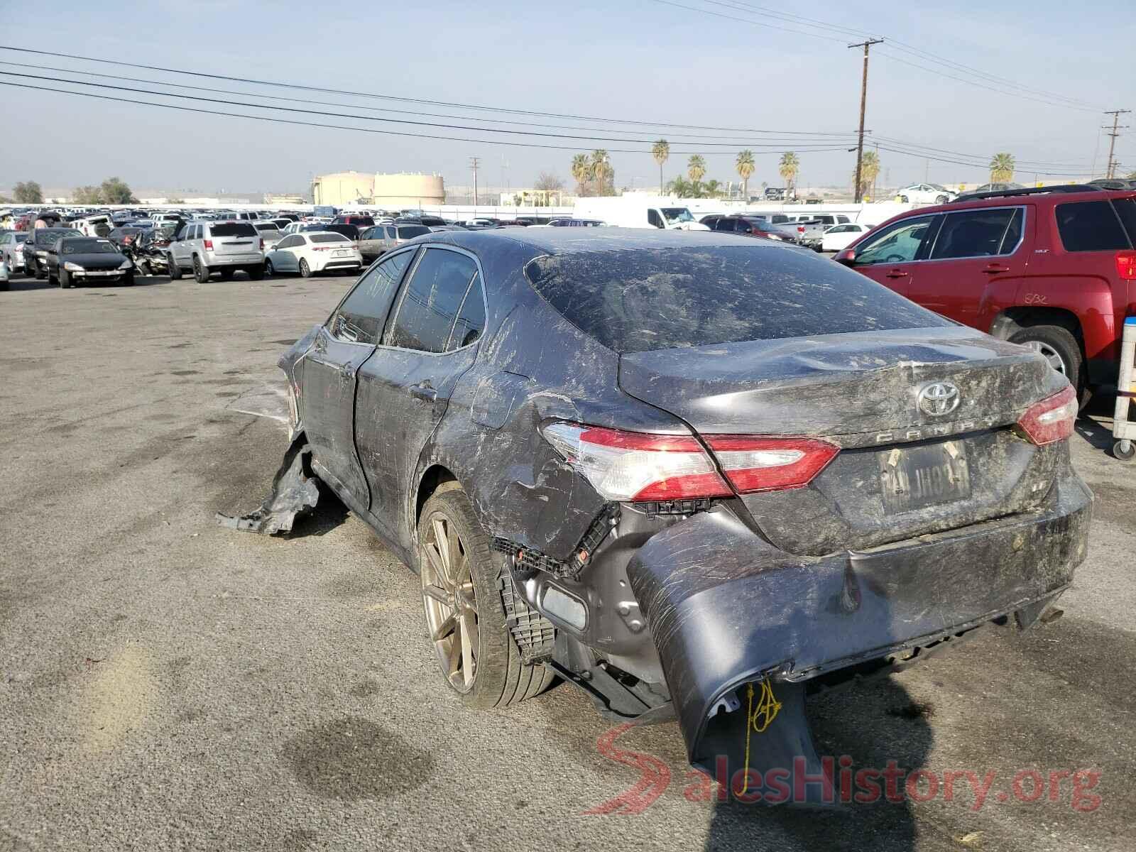 4T1B11HK8JU602815 2018 TOYOTA CAMRY