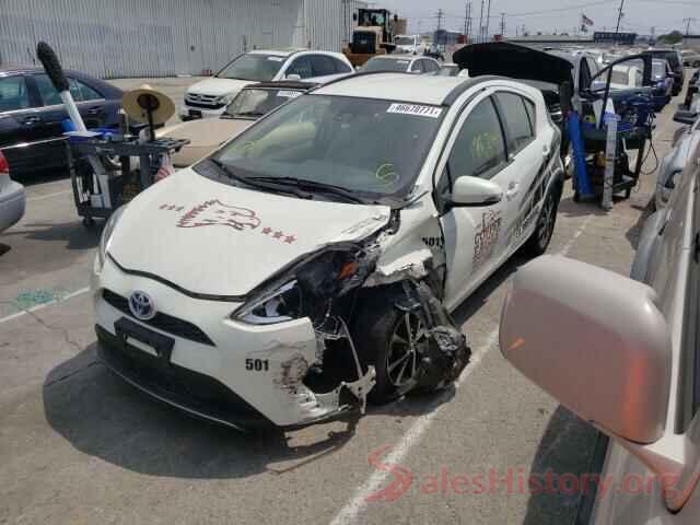 JTDKDTB32J1615036 2018 TOYOTA PRIUS