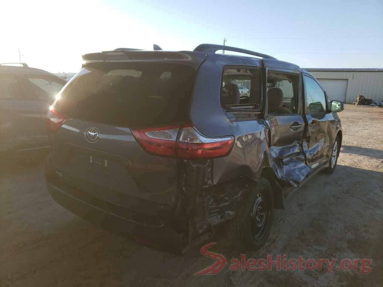 5TDKZ3DC2KS988855 2019 TOYOTA SIENNA