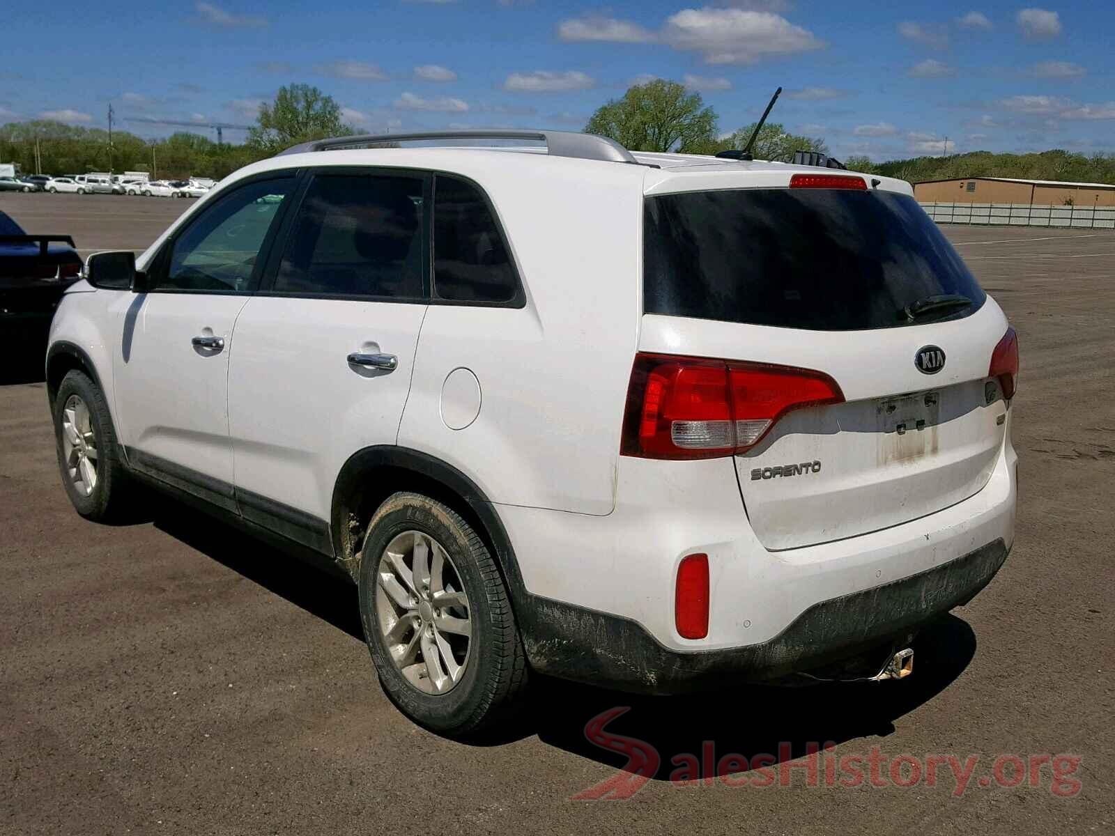 5XYKT4A63EG464041 2014 KIA SORENTO LX