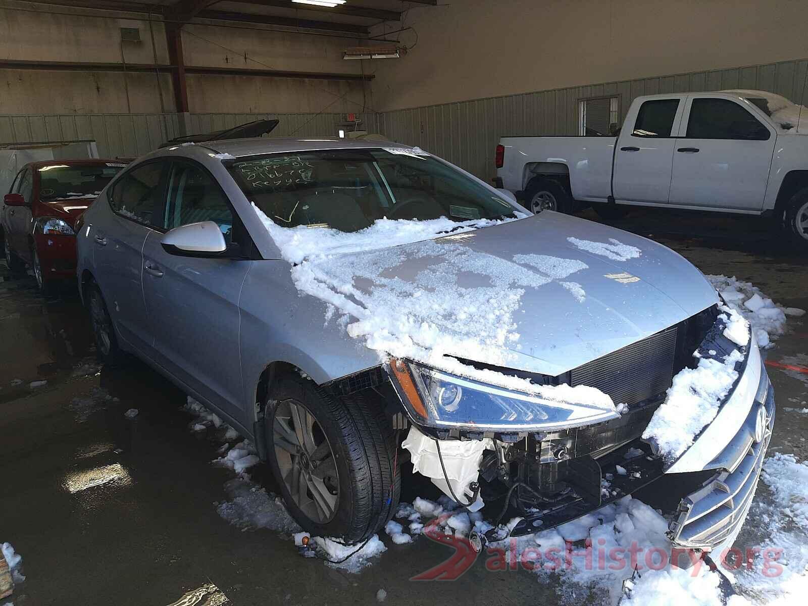 KMHD84LF2KU816670 2019 HYUNDAI ELANTRA