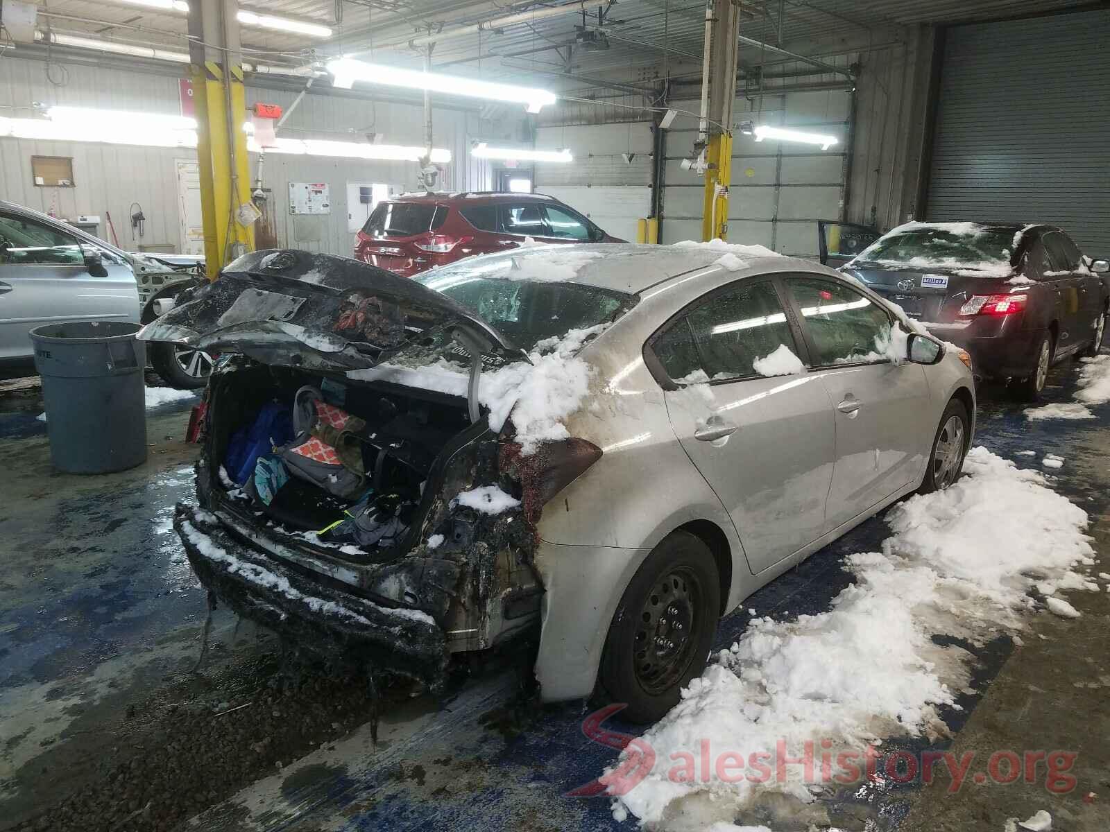 KNAFK4A6XG5596436 2016 KIA FORTE