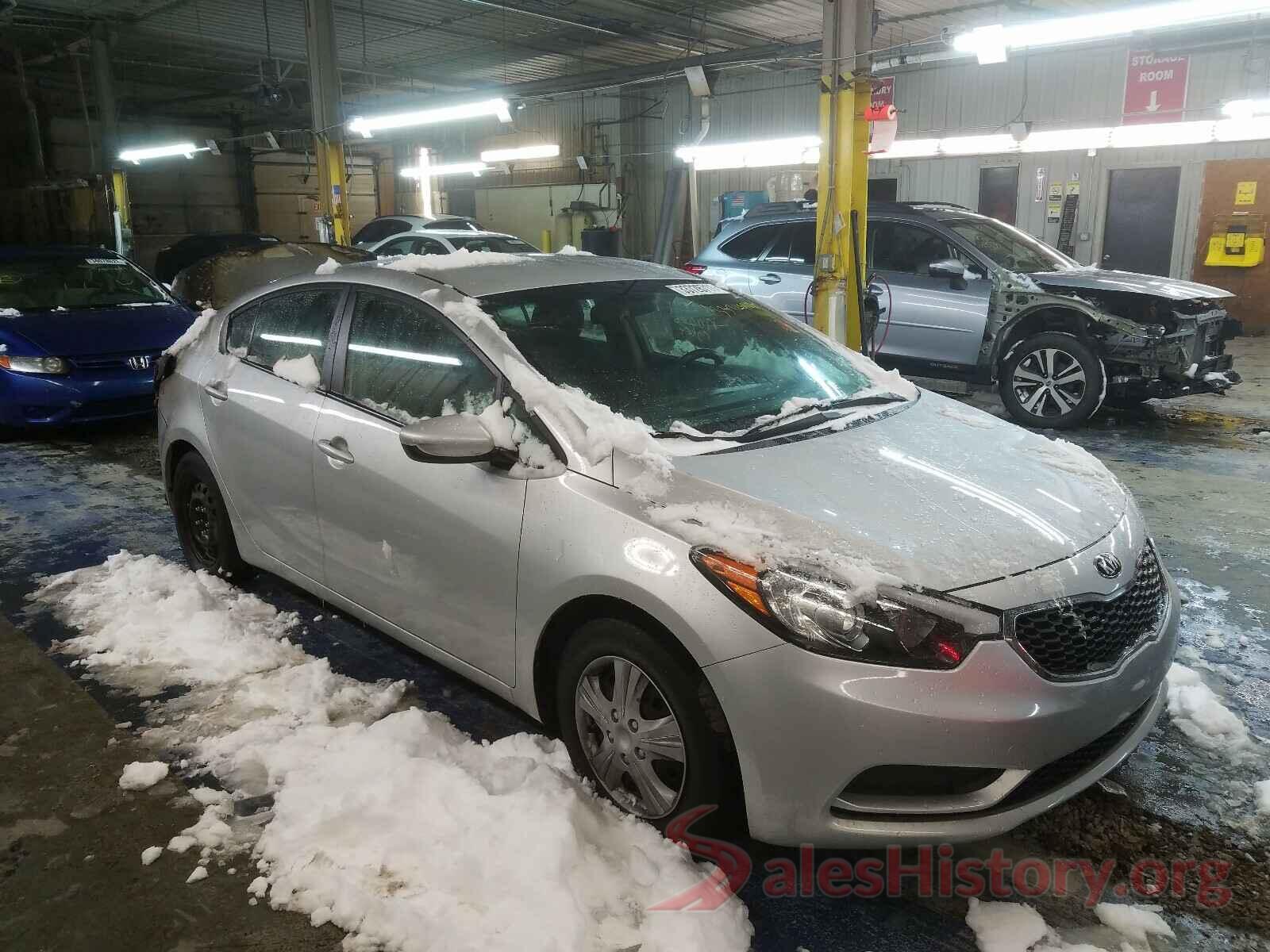 KNAFK4A6XG5596436 2016 KIA FORTE