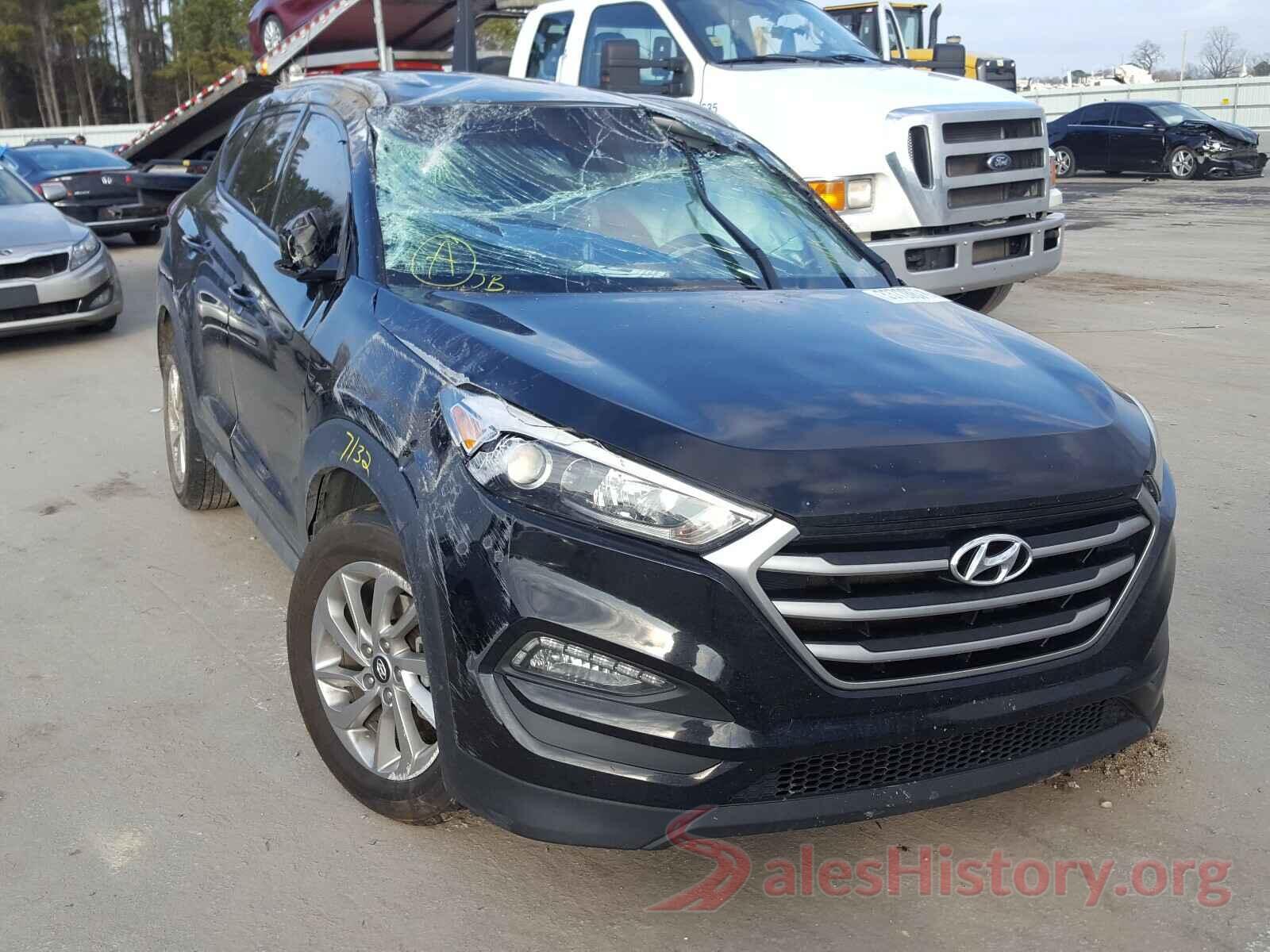 KM8J33A40HU330333 2017 HYUNDAI TUCSON