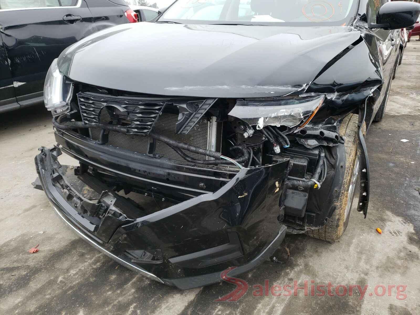 KNMAT2MT7JP530468 2018 NISSAN ROGUE