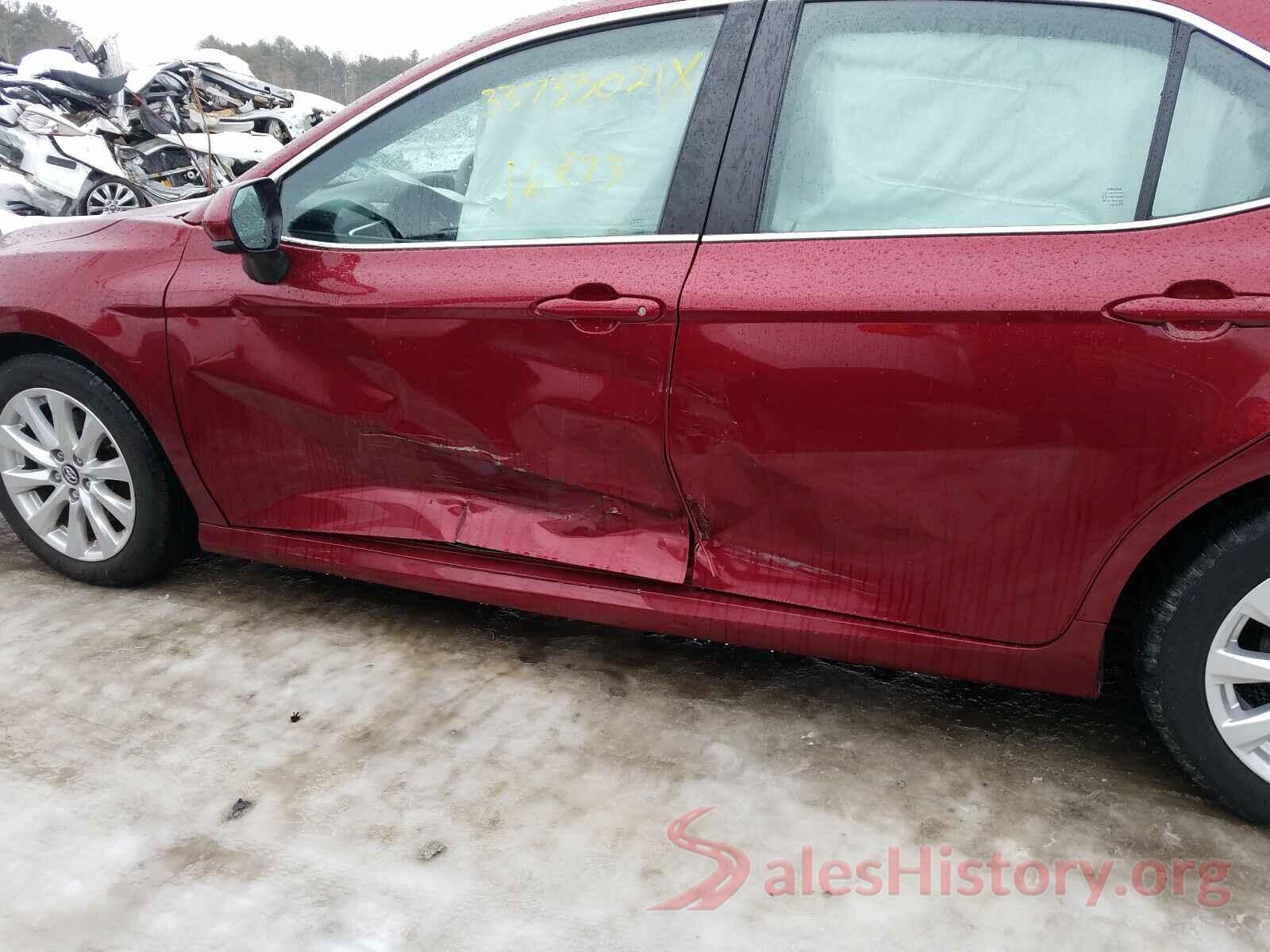 4T1B11HK6JU605437 2018 TOYOTA CAMRY