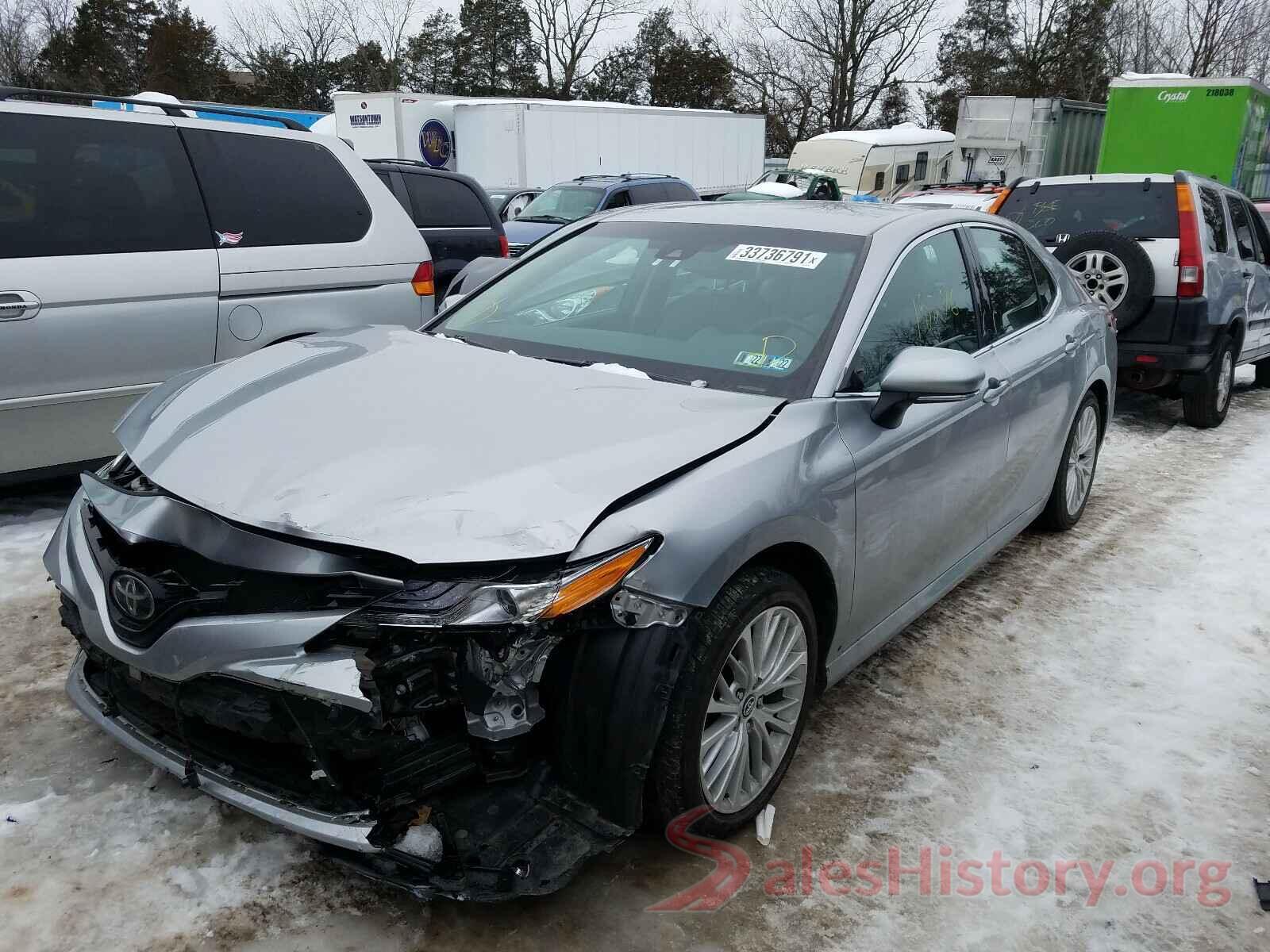 4T1B11HK9JU074184 2018 TOYOTA CAMRY