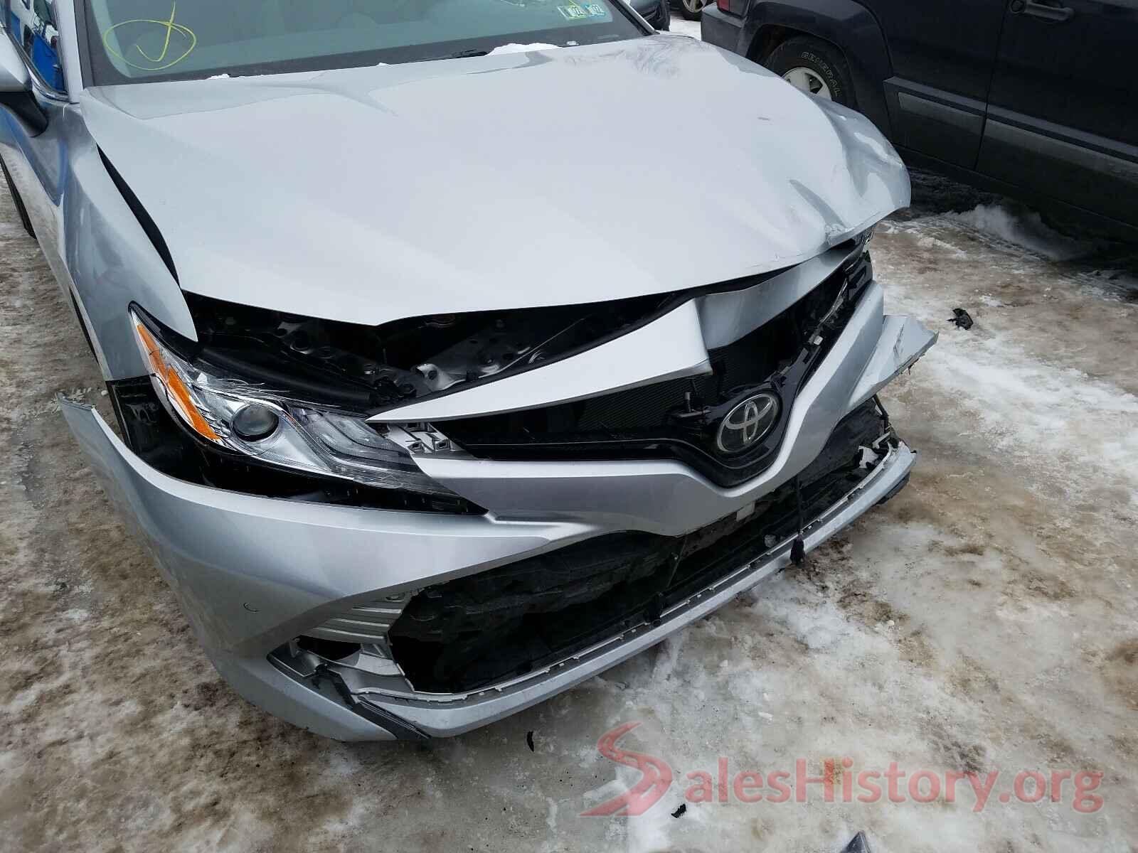 4T1B11HK9JU074184 2018 TOYOTA CAMRY