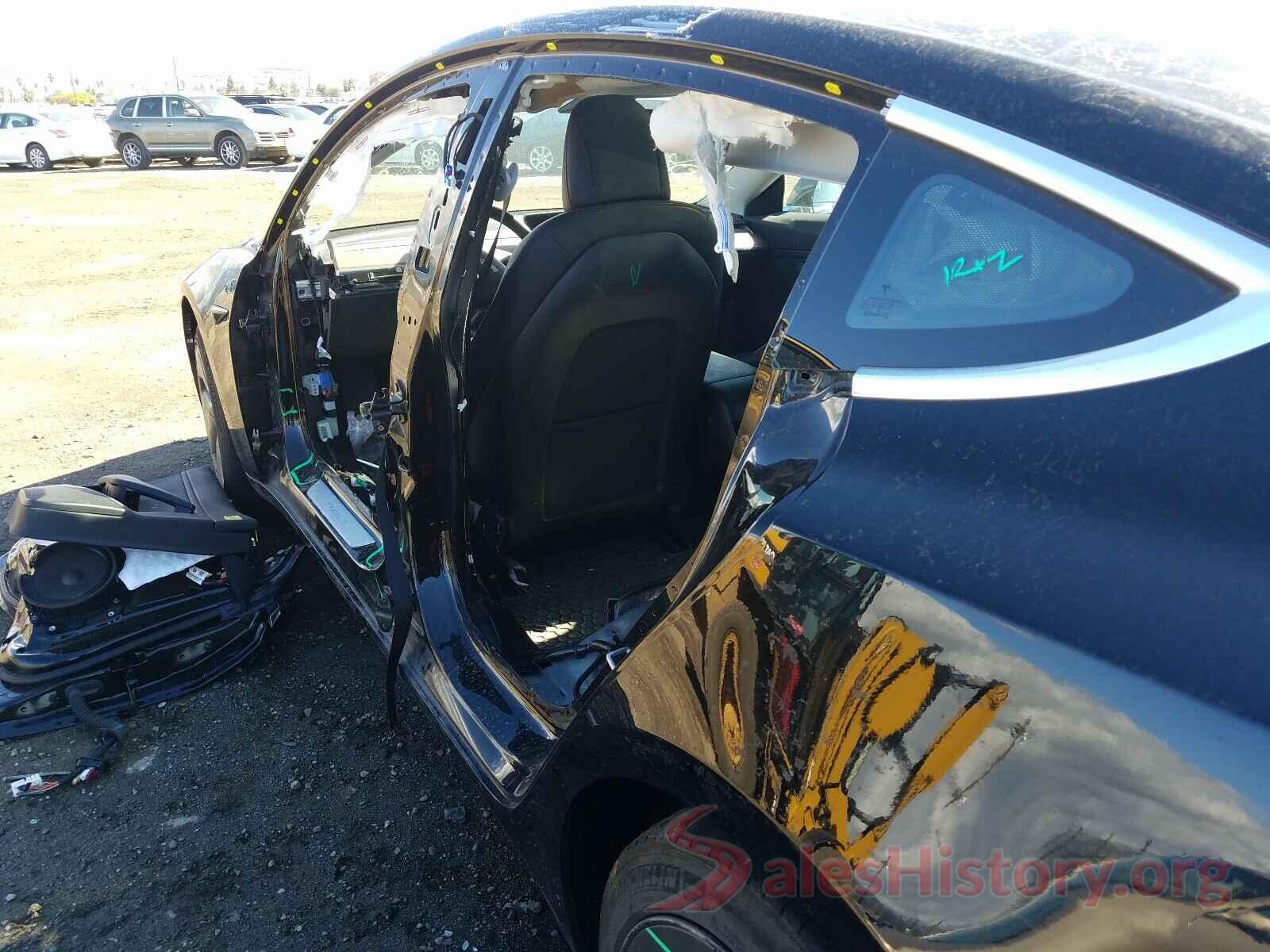 5YJ3E1EA0JF036540 2018 TESLA MODEL 3