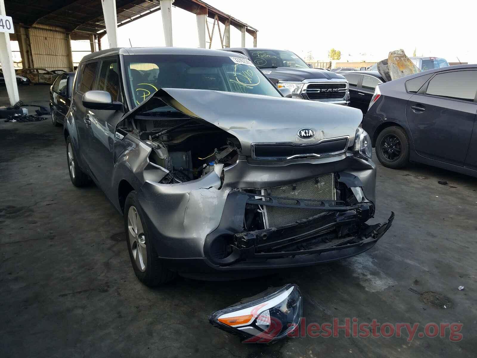 KNDJN2A25G7252426 2016 KIA SOUL