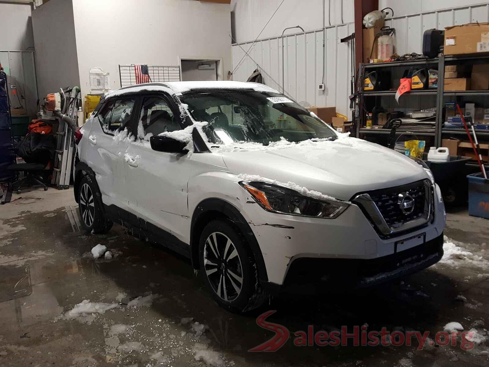 3N1CP5CU9JL541916 2018 NISSAN KICKS