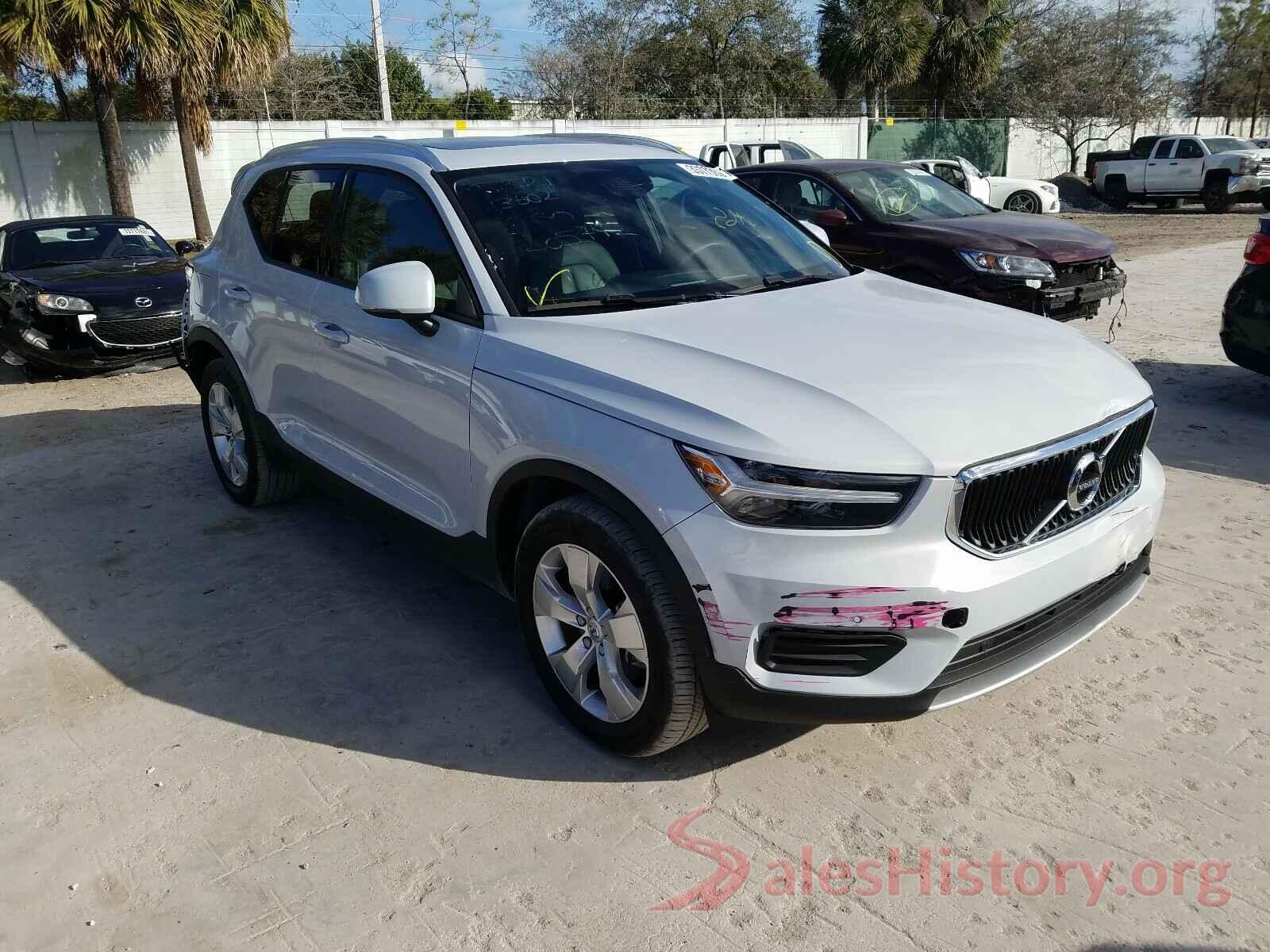 YV4AC2HK0L2205742 2020 VOLVO XC40