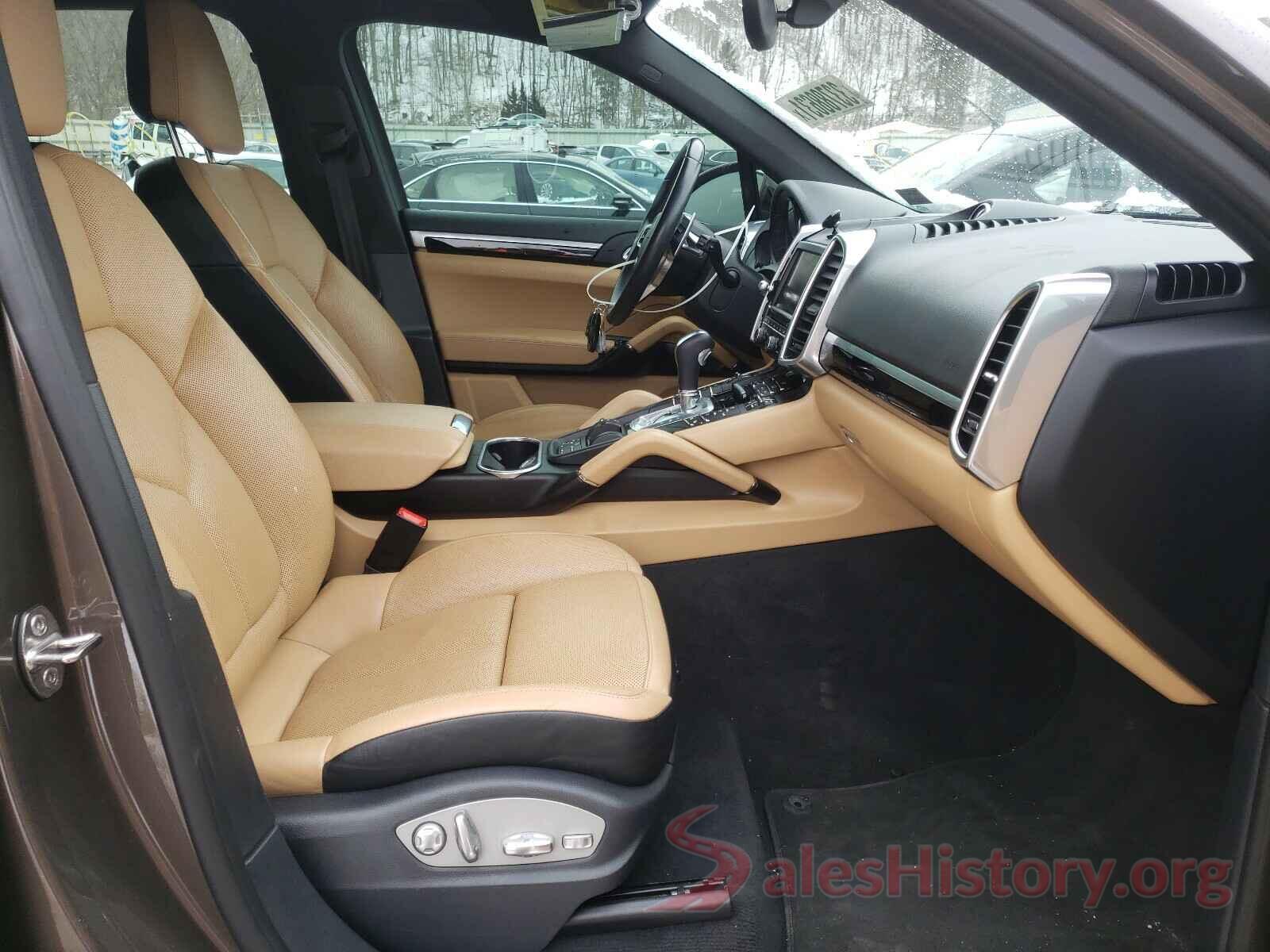 WP1AA2A20GLA03887 2016 PORSCHE CAYENNE