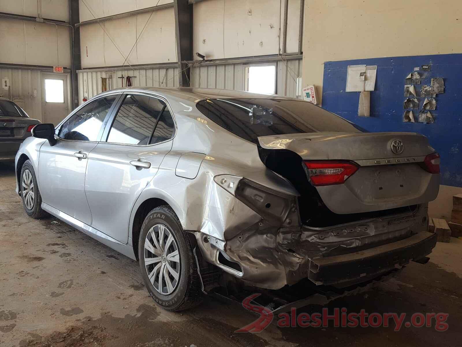 4T1B11HK7JU609836 2018 TOYOTA CAMRY