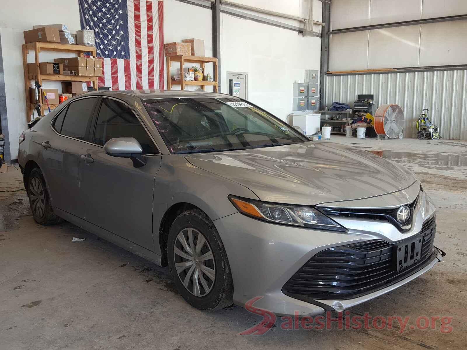 4T1B11HK7JU609836 2018 TOYOTA CAMRY