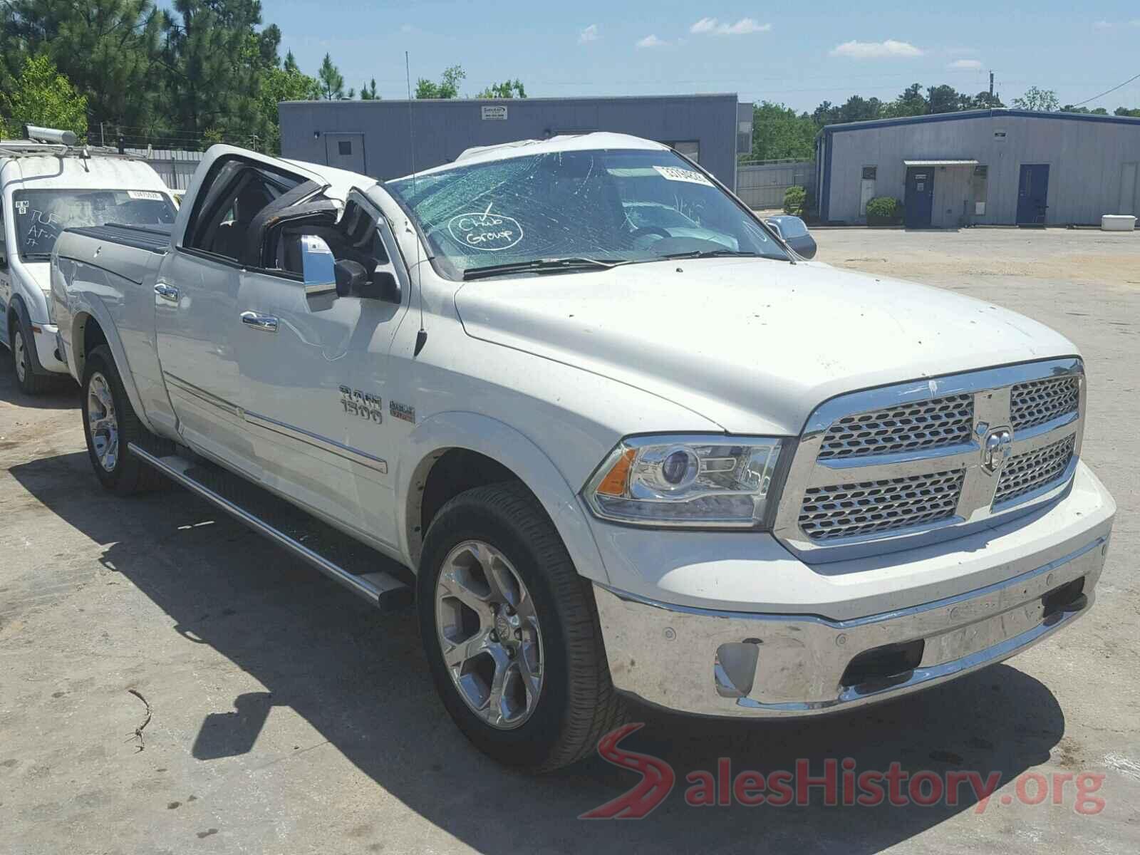 1C6RR7VT4HS773151 2017 RAM 1500